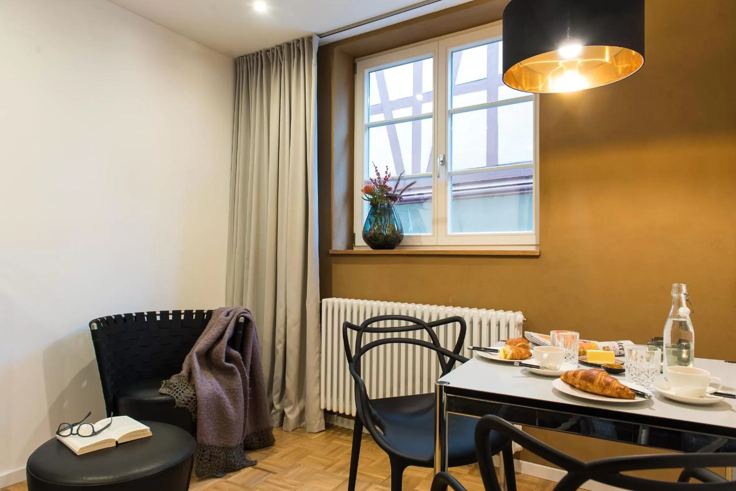 Dining area in der Gänsbühl auf der Stadtmauer