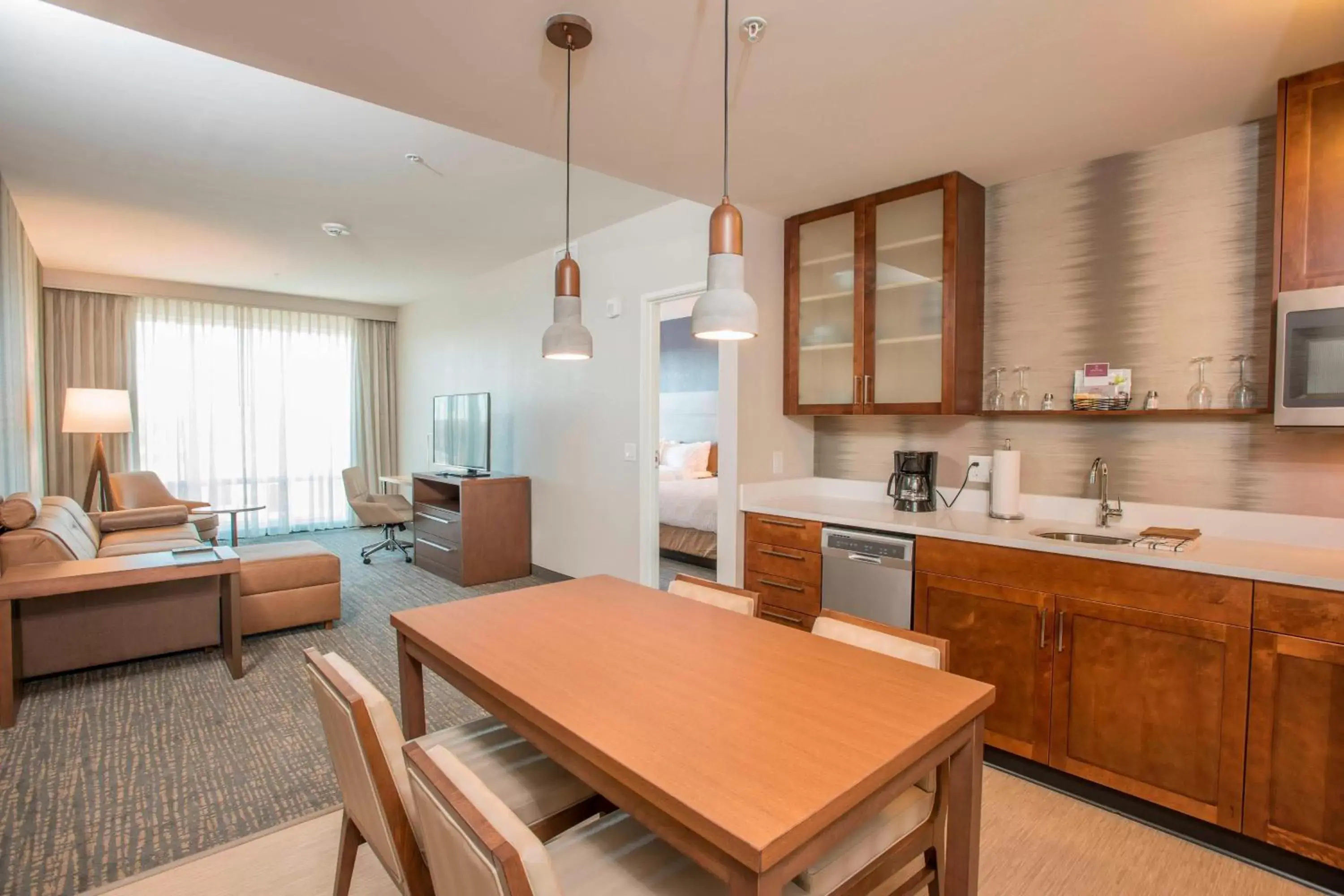 Kitchen or kitchenette, Kitchen/Kitchenette in Residence Inn by Marriott Cincinnati Midtown/Rookwood