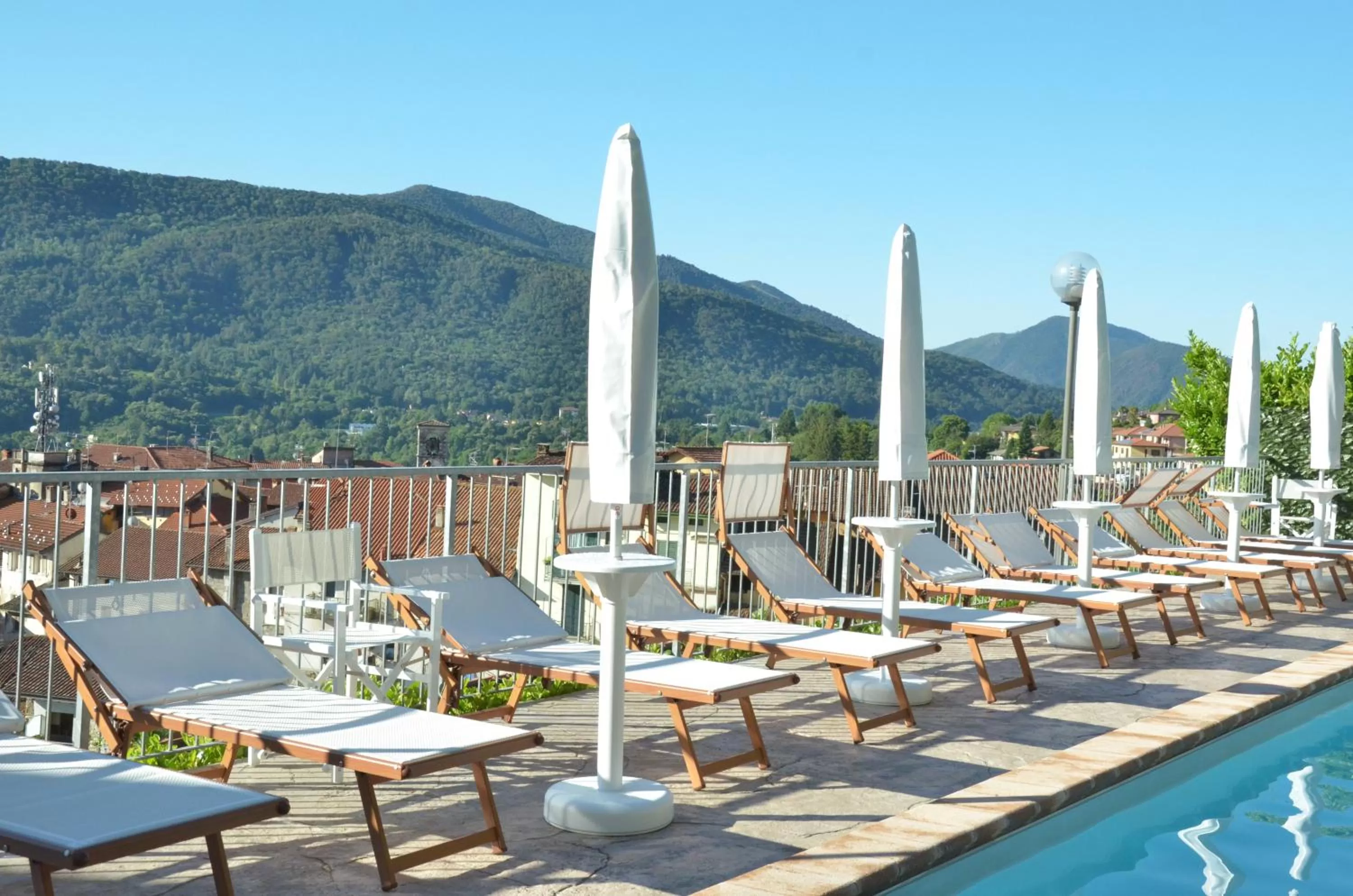 Pool view in Stampa 1968 Hotel e Ristorante