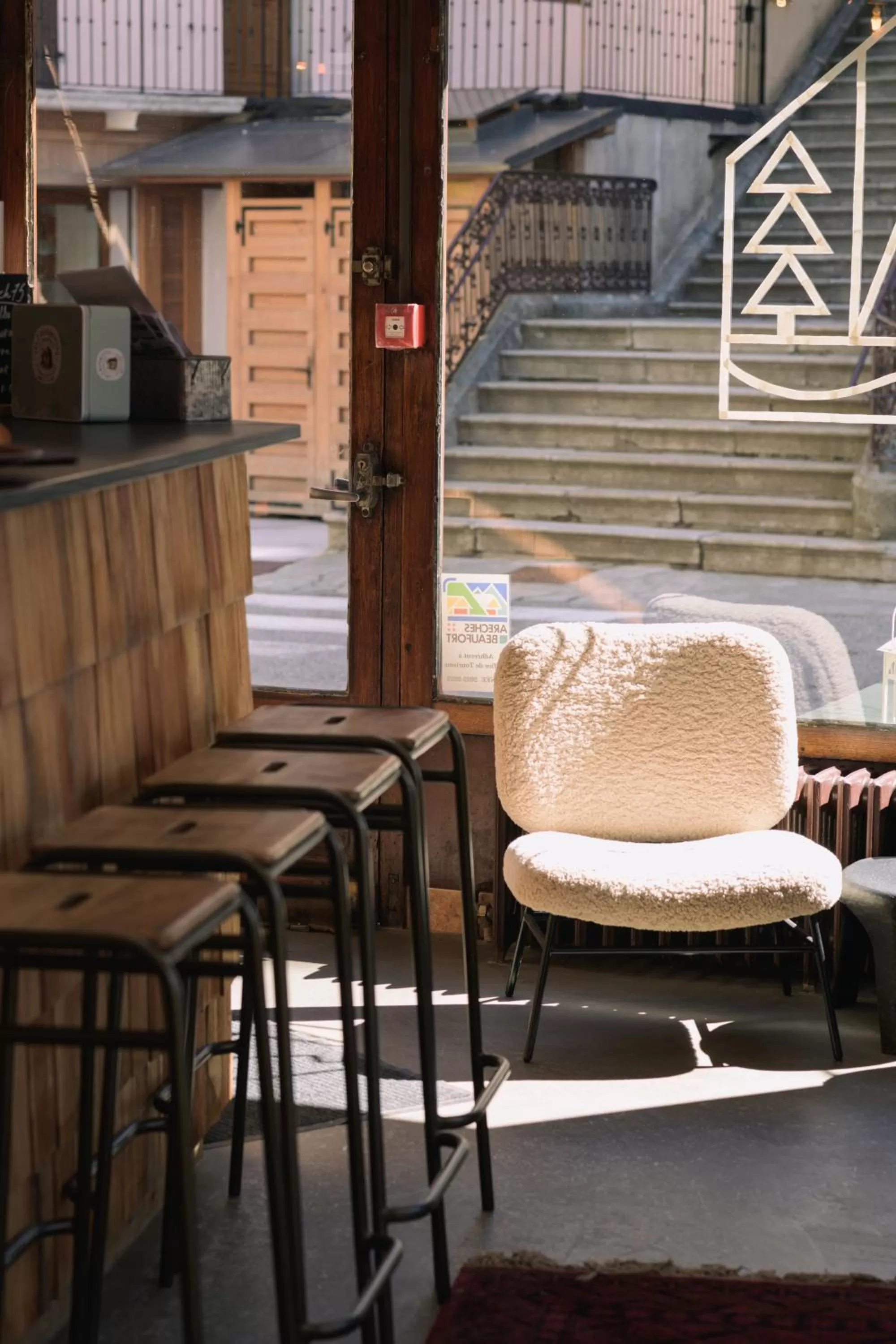 Lounge or bar, Seating Area in Hôtel Maison Doron