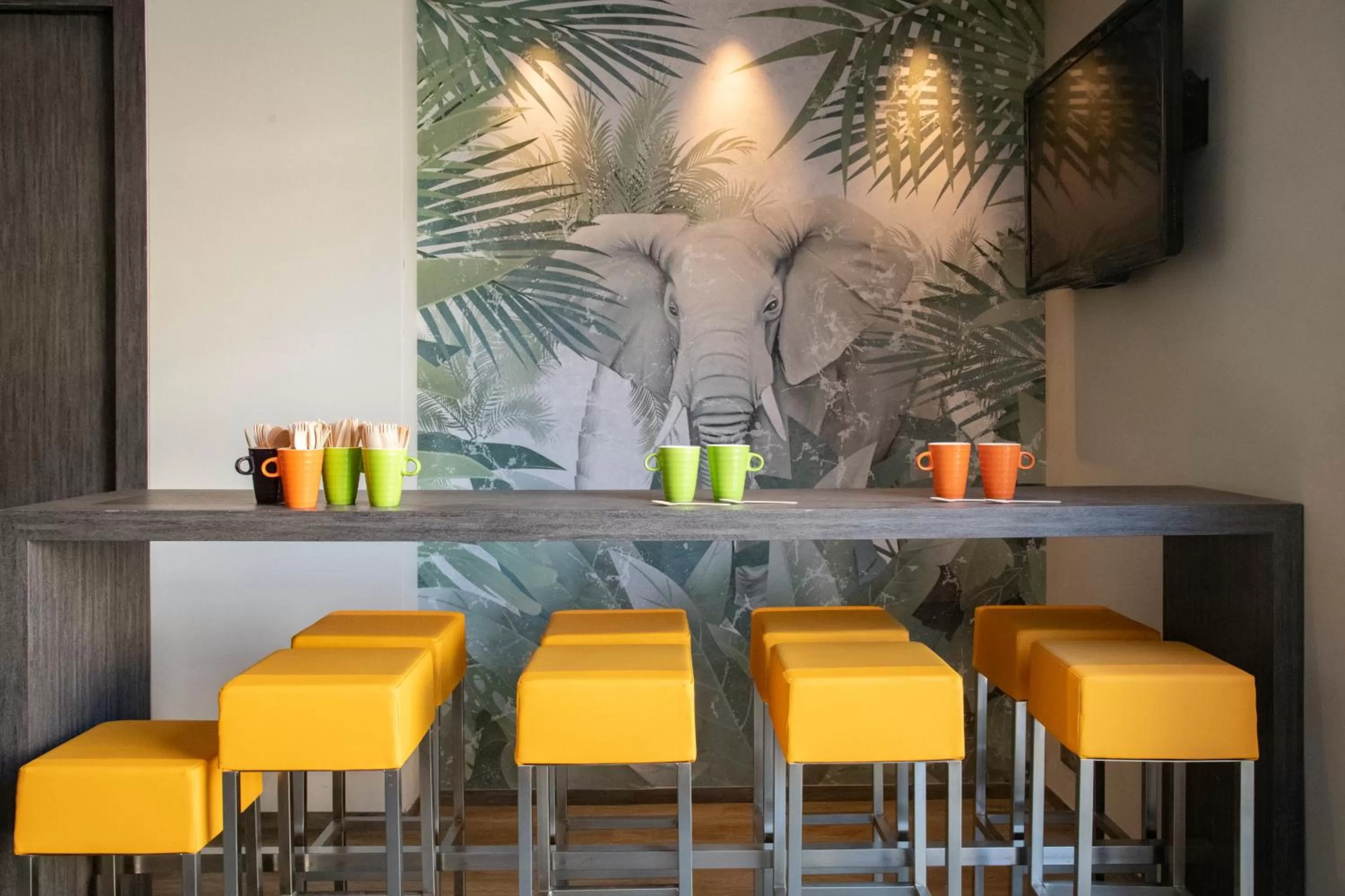 Restaurant/places to eat in ibis Styles Beaulieu sur Mer