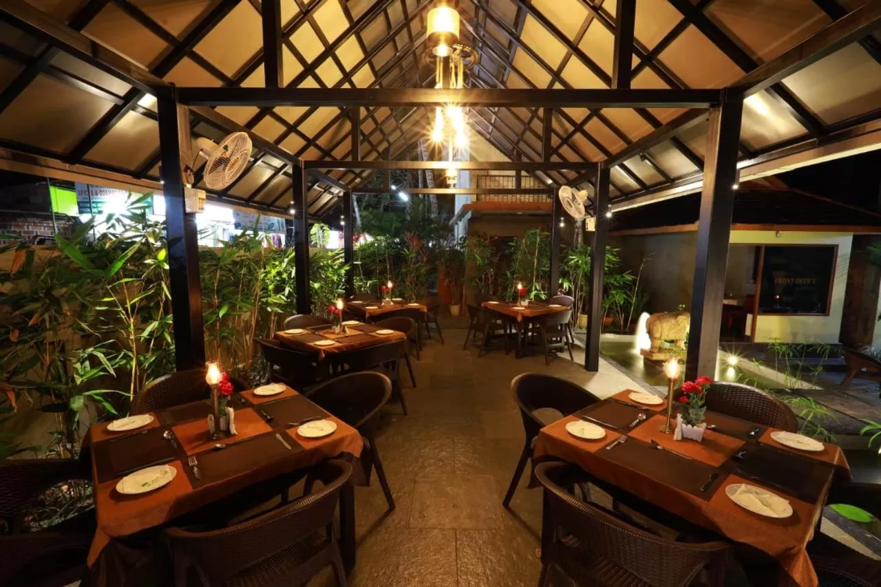 Restaurant/places to eat in Ideal Ayurvedic Resort Kovalam