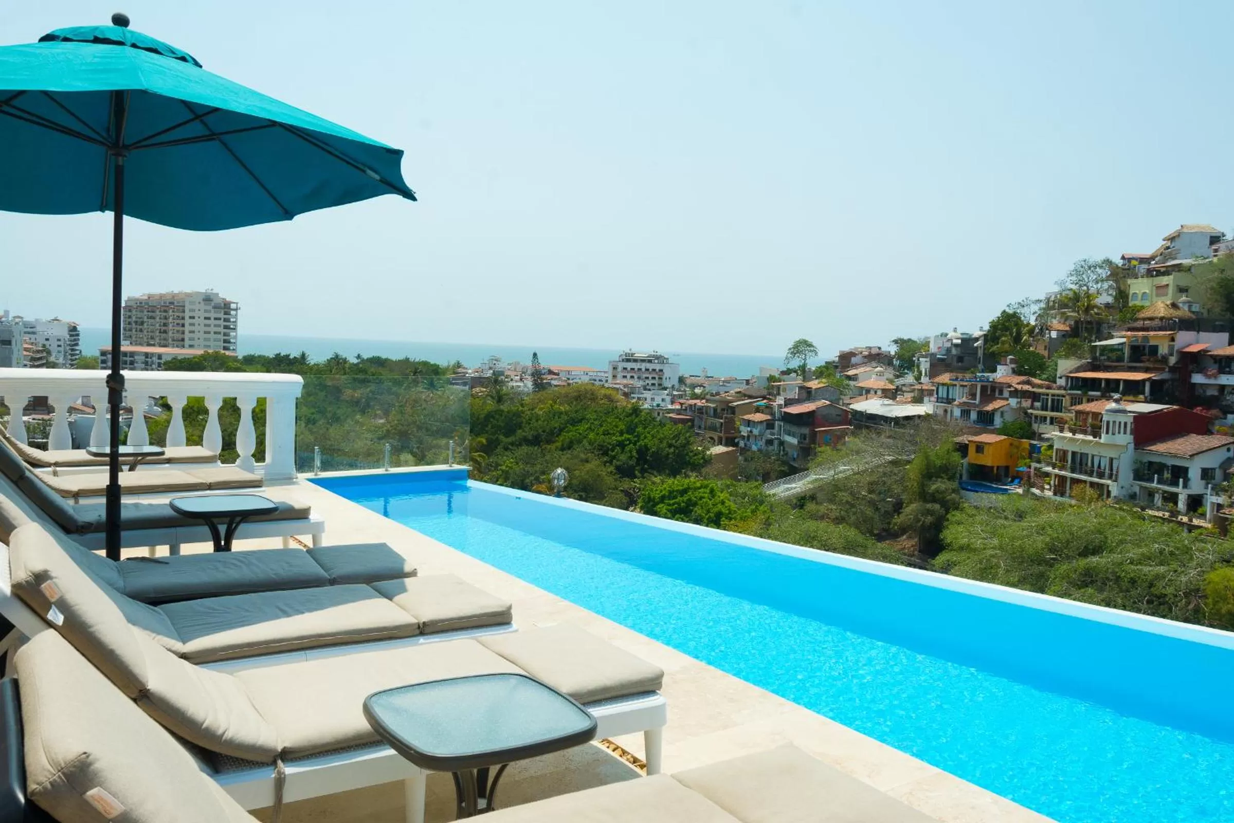 Pool view in Hotel Boutique Rivera Del Rio