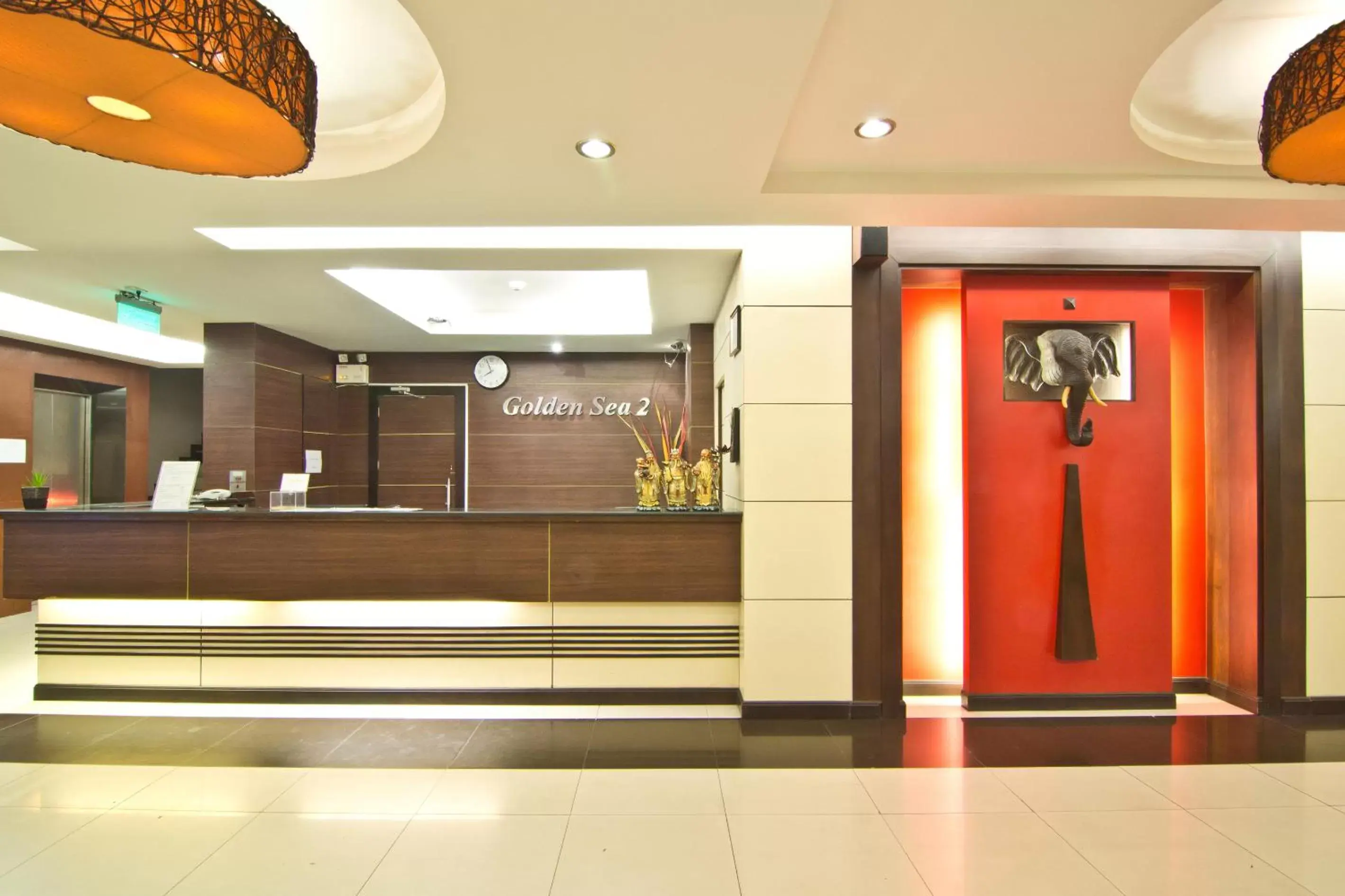 Lobby or reception, Lobby/Reception in Golden Sea Pattaya - SHA Extra Plus