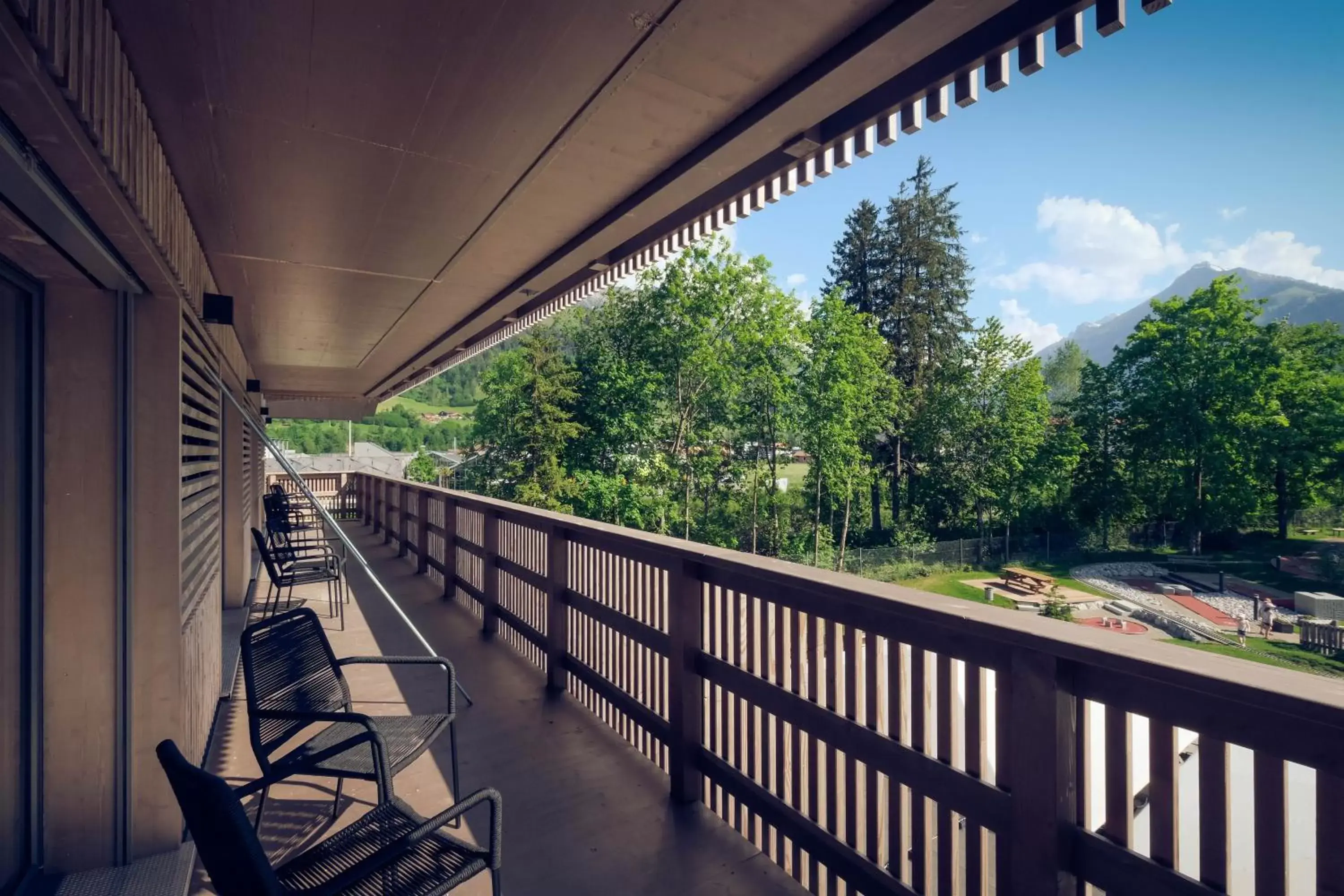 View (from property/room), Balcony/Terrace in Frutigresort
