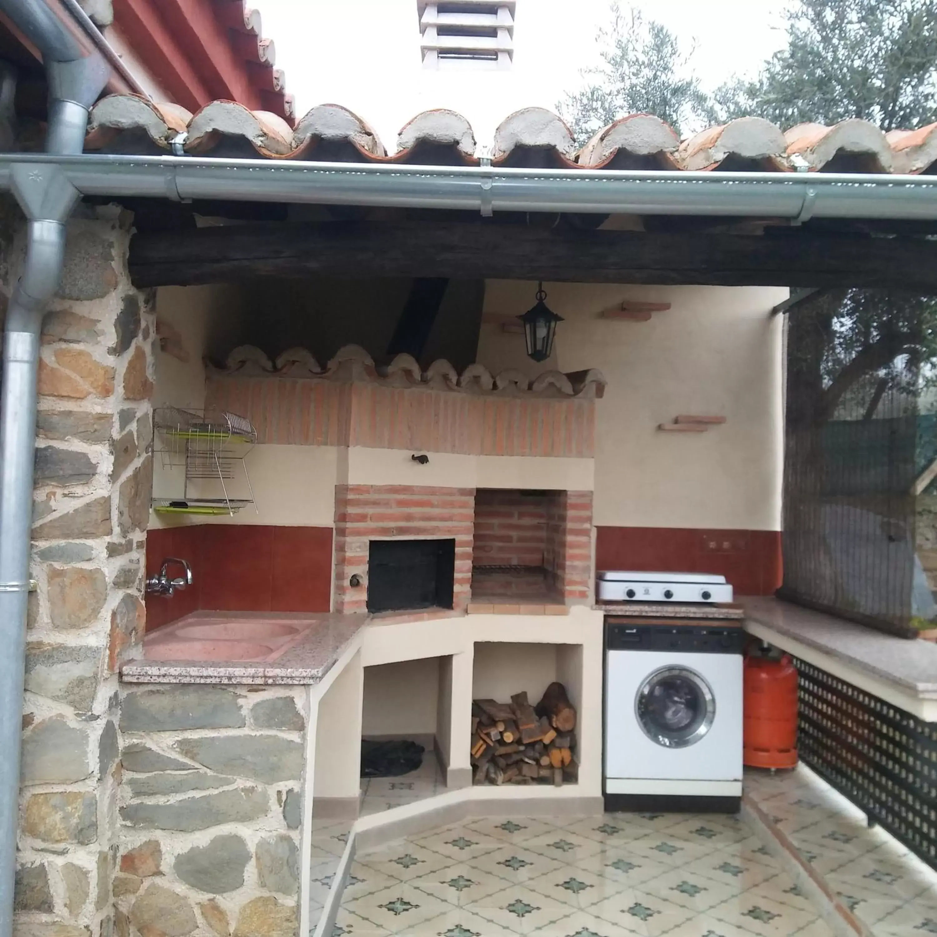 BBQ Facilities in La Cabaña Romantica de Llano