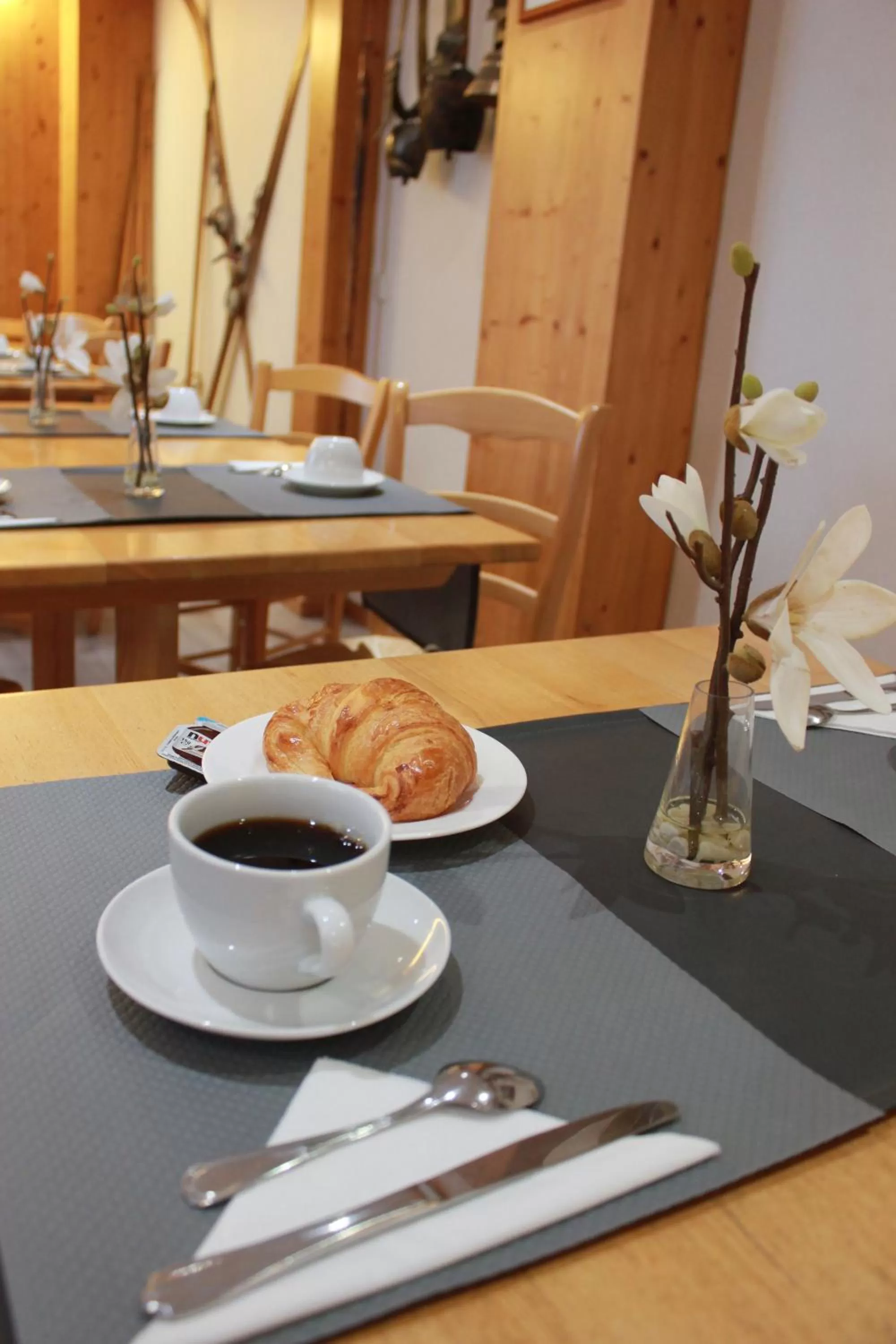 Breakfast in Hotel Les Montagnards