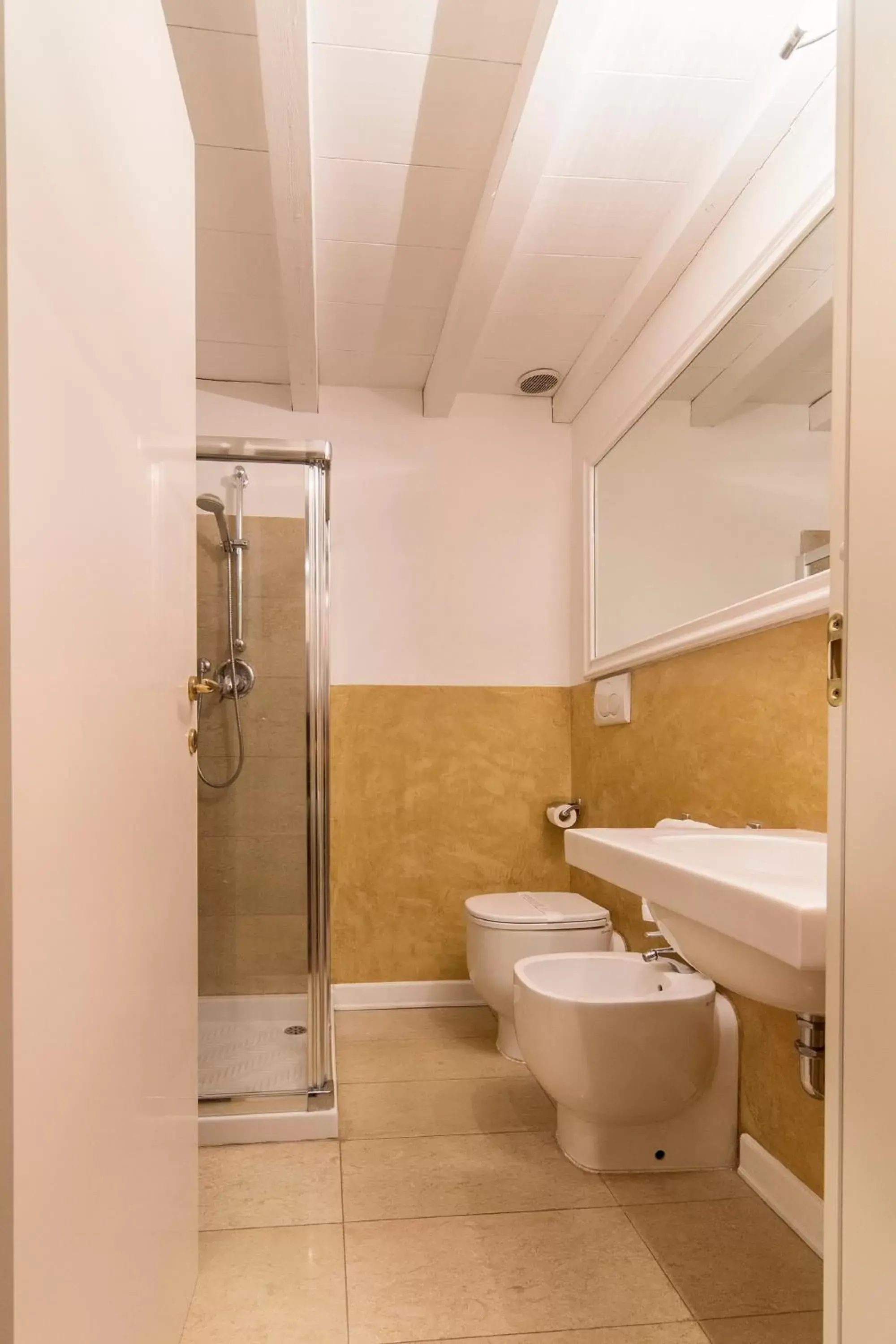 Shower, Bathroom in Palazzo Dalla Rosa Prati