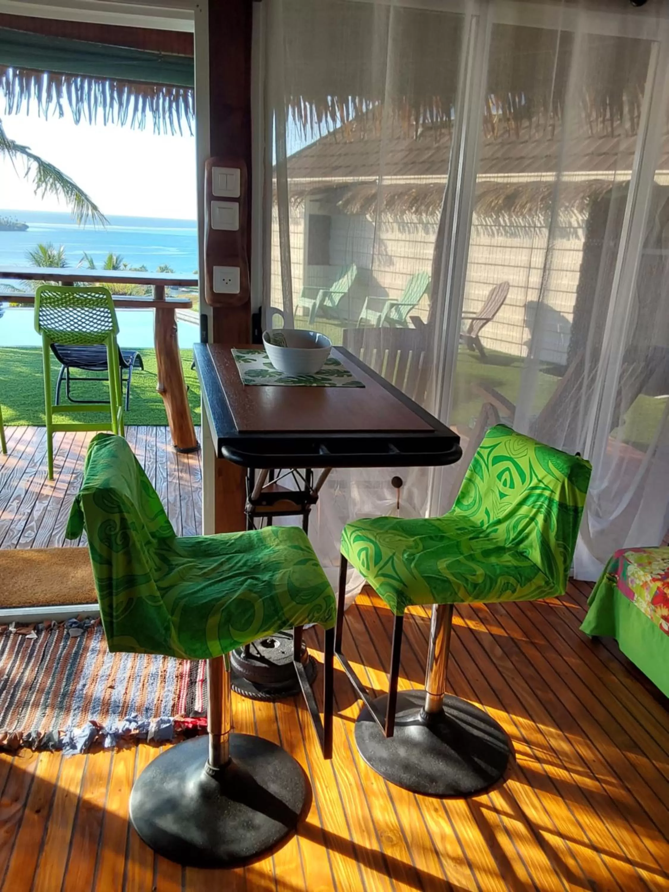 Dining area in Faré Mahi Mahi
