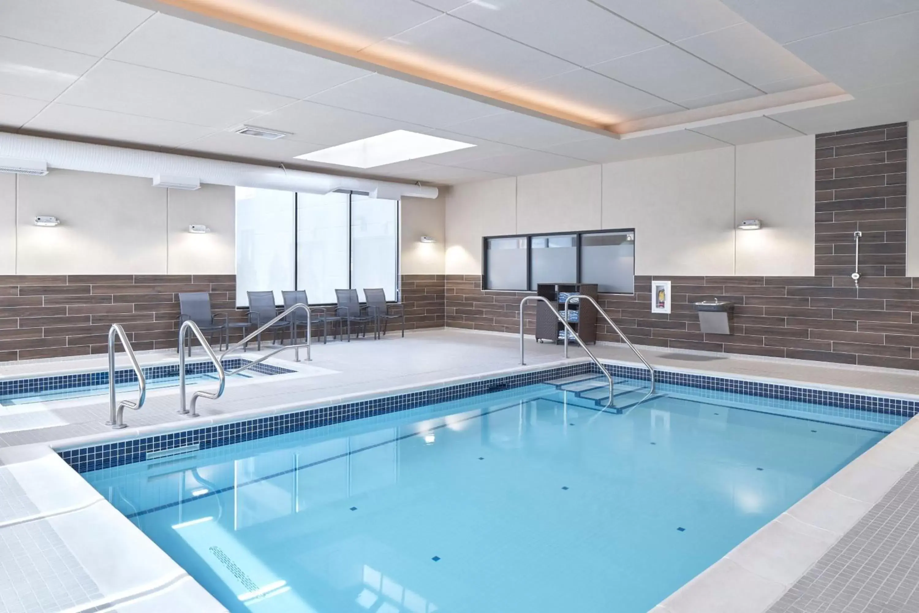 Swimming Pool in Fairfield Inn & Suites by Marriott Penticton