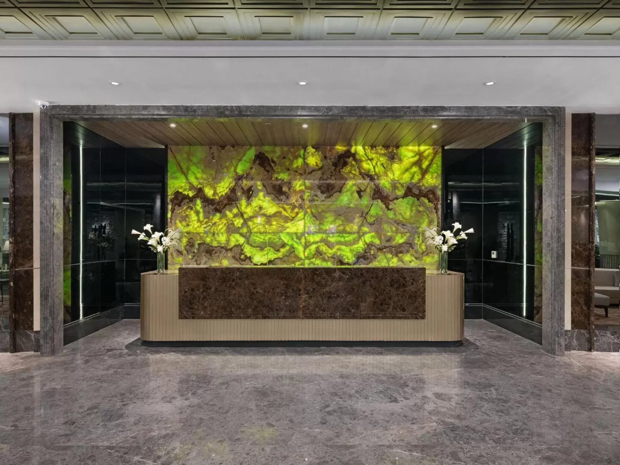 Lobby or reception in Royal Malioboro by ASTON