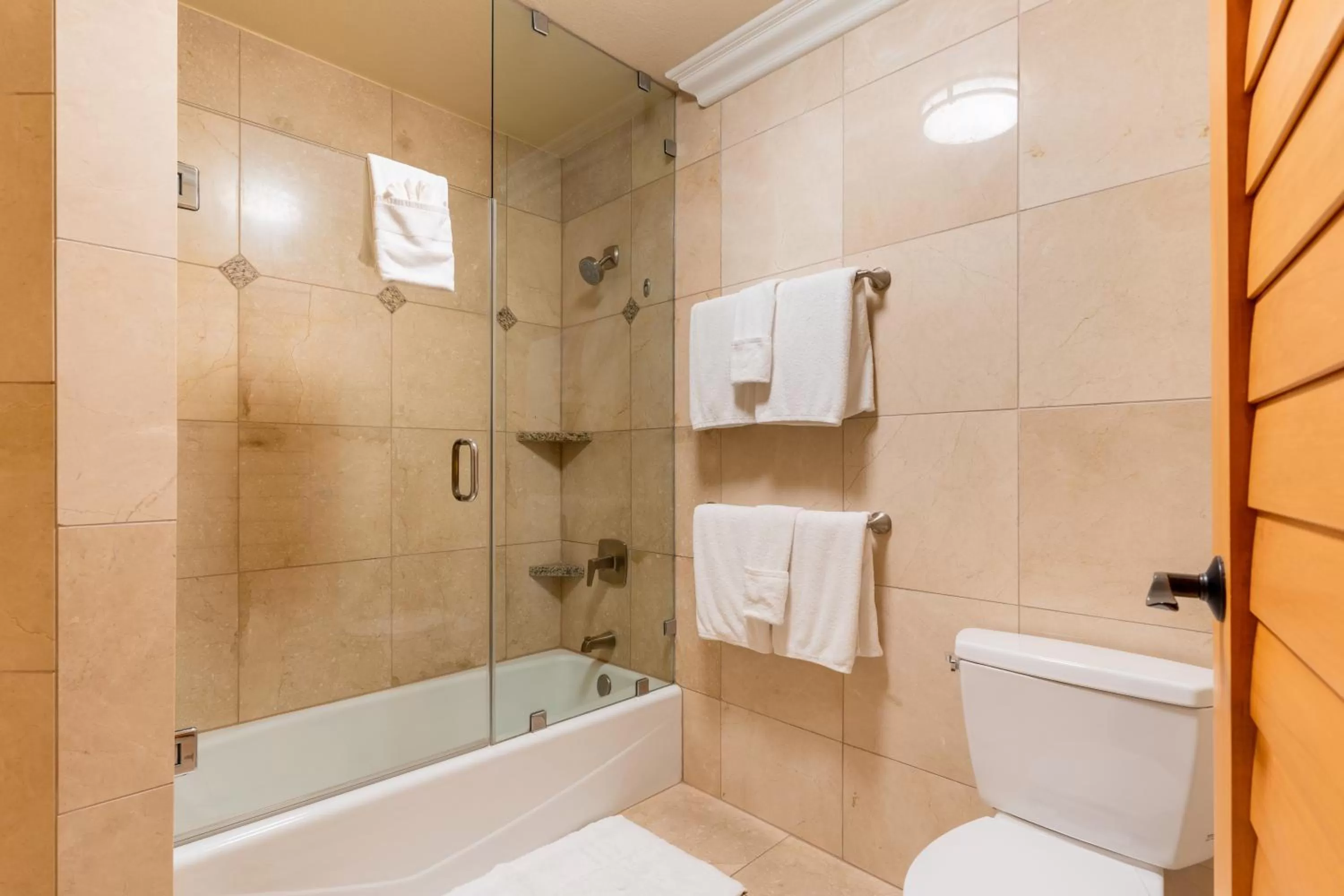 Bath in Pacific Terrace Hotel