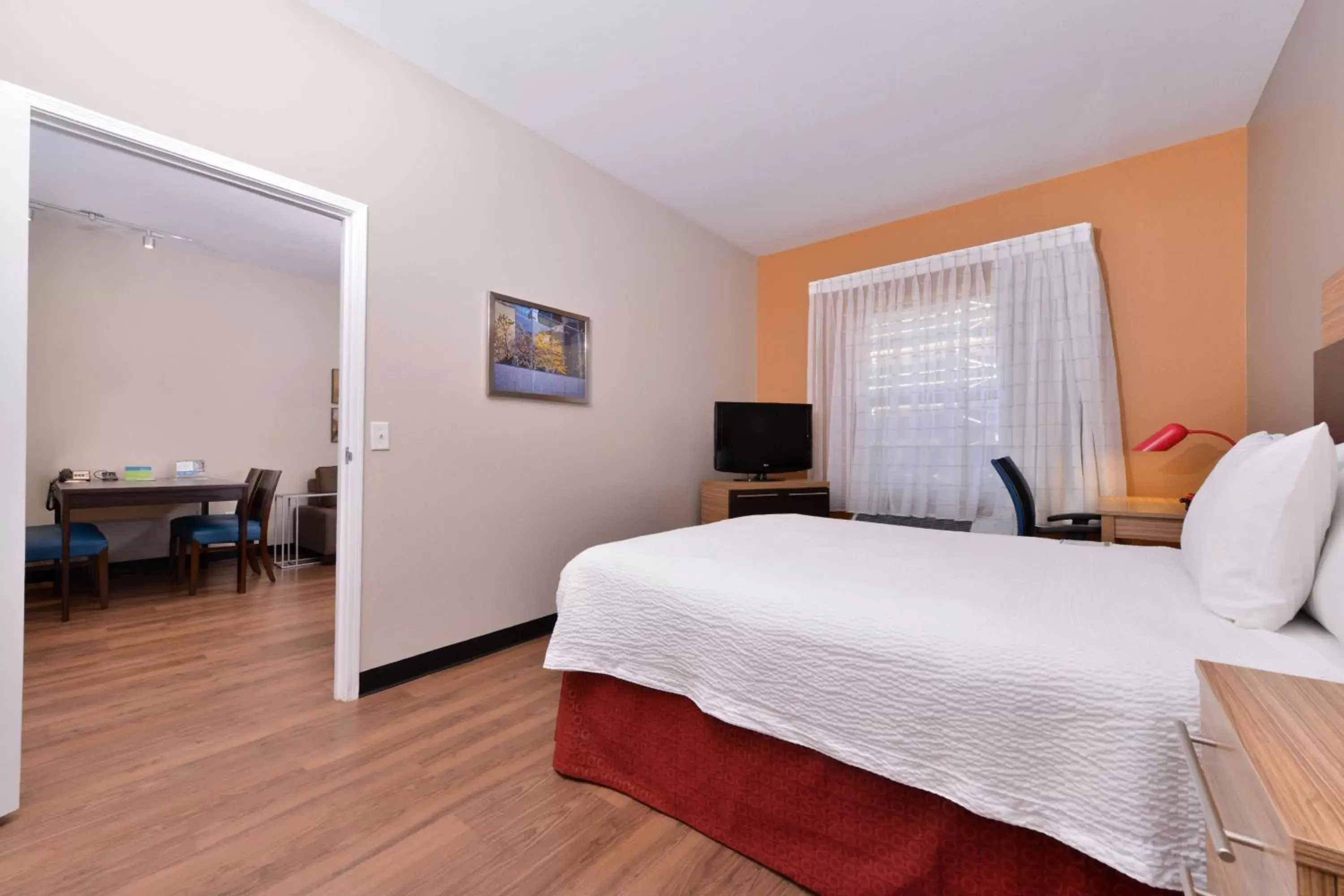 Bedroom, Bed in TownePlace Suites by Marriott Ontario Airport