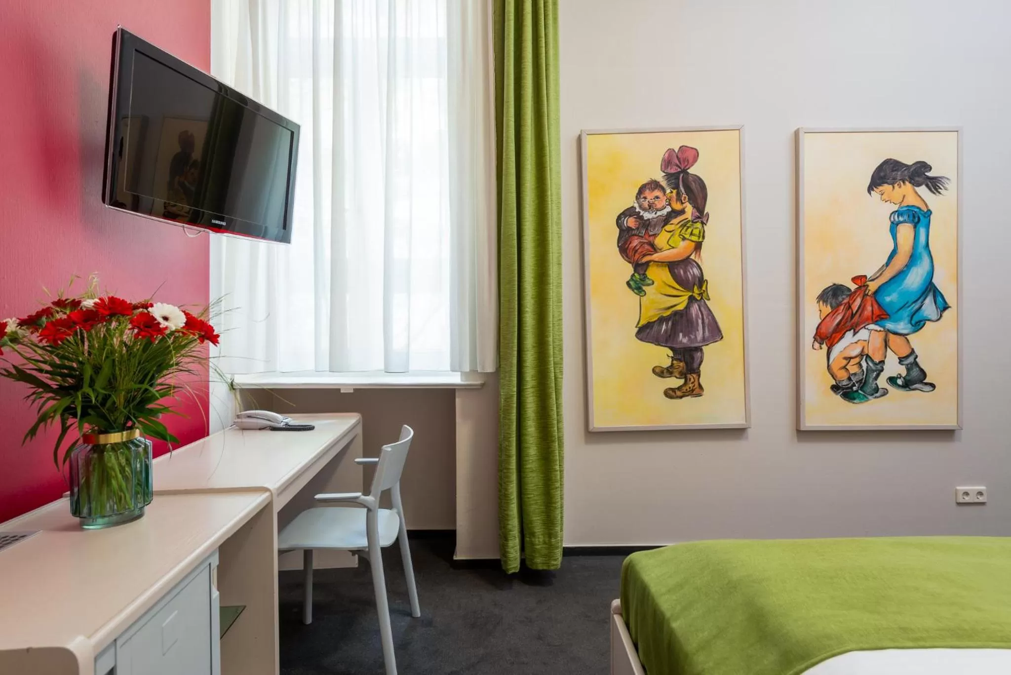 Photo of the whole room, Bed in W22 Hotel am Kurfürstendamm