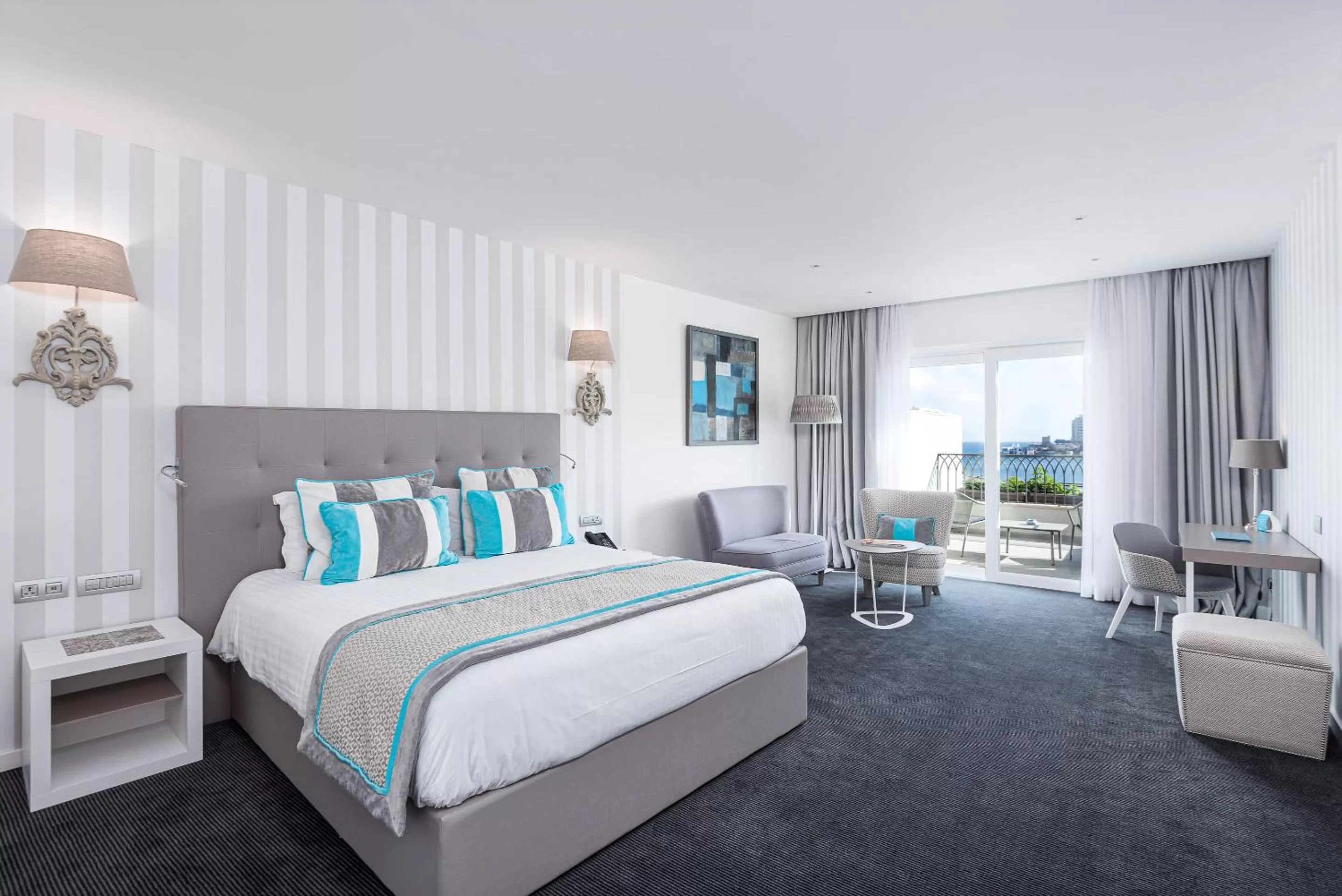 Photo of the whole room, Bed in Hotel Juliani - Boutique Hotel