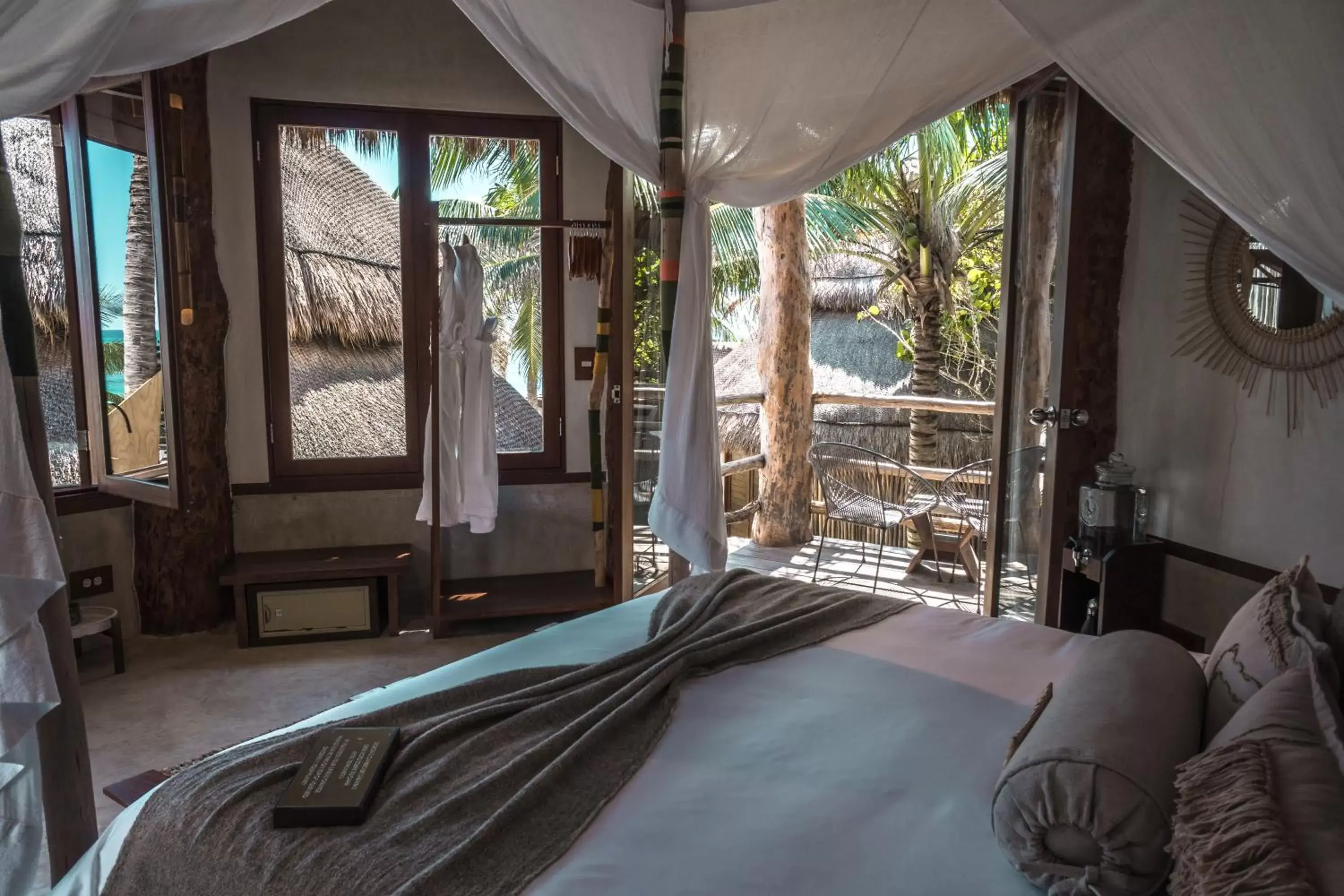 View (from property/room), Bed in Delek Tulum