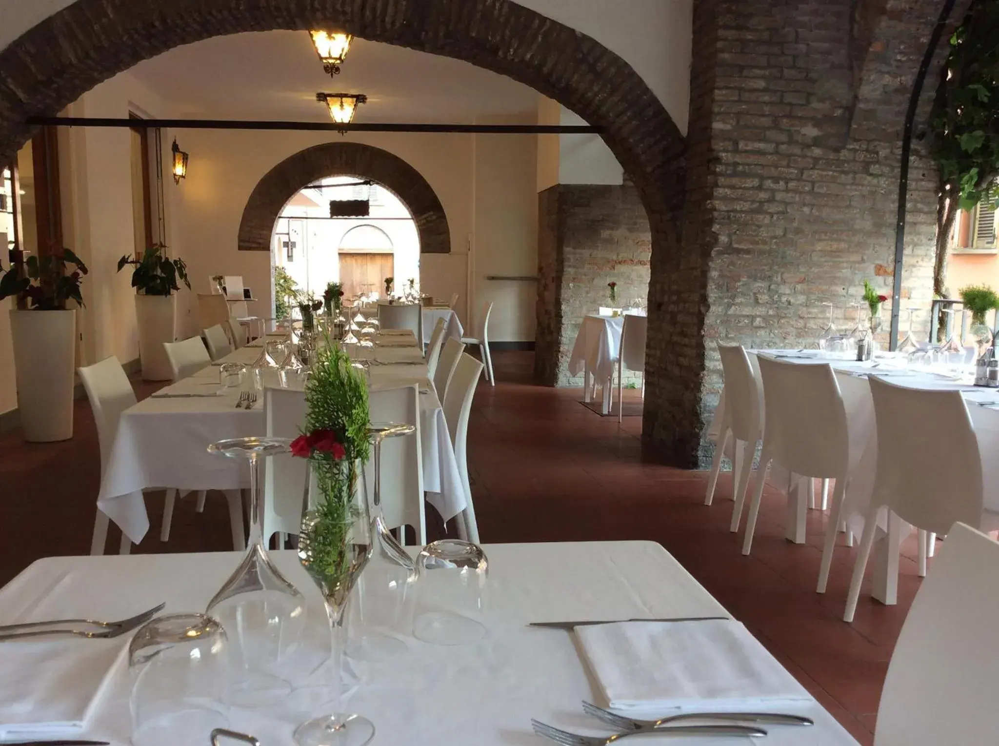 Property building, Restaurant/Places to Eat in Albergo La Rocca
