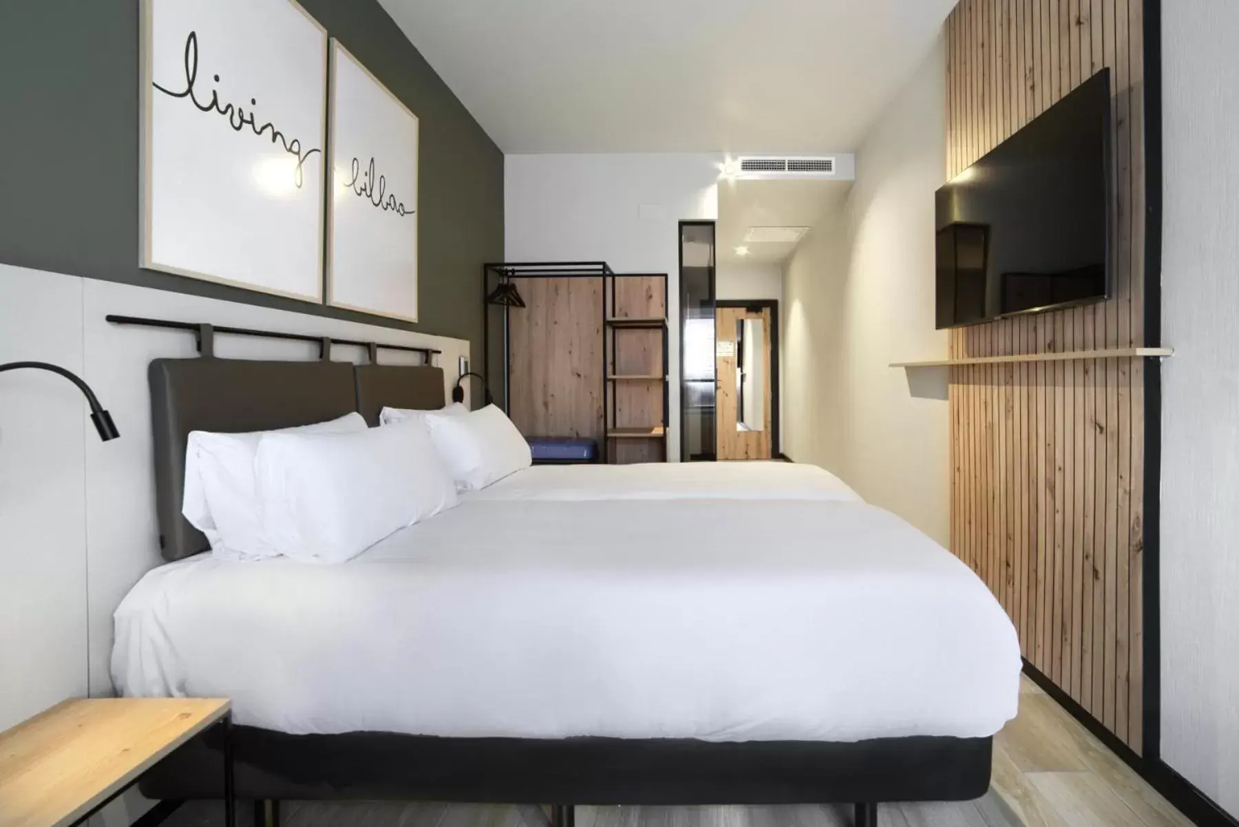 Bed in Hotel Bed4U Bilbao
