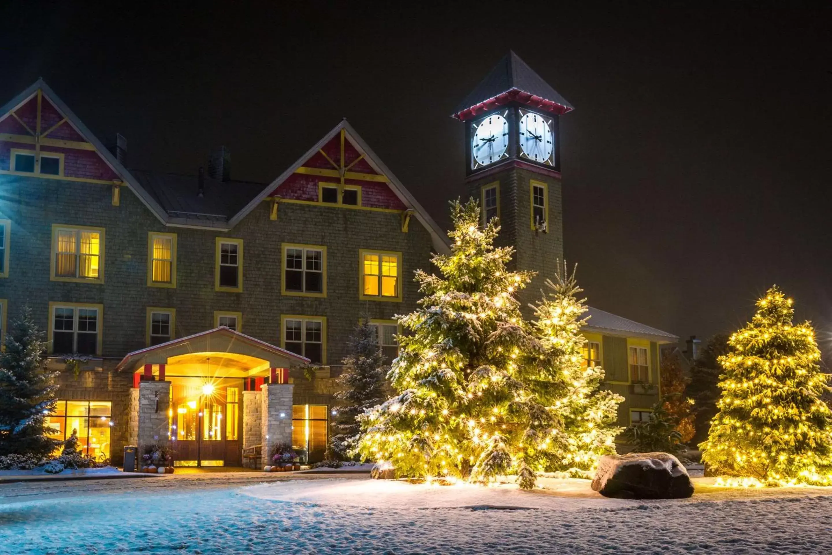 Property building, Winter in Calabogie Peaks Hotel, Ascend Hotel Collection