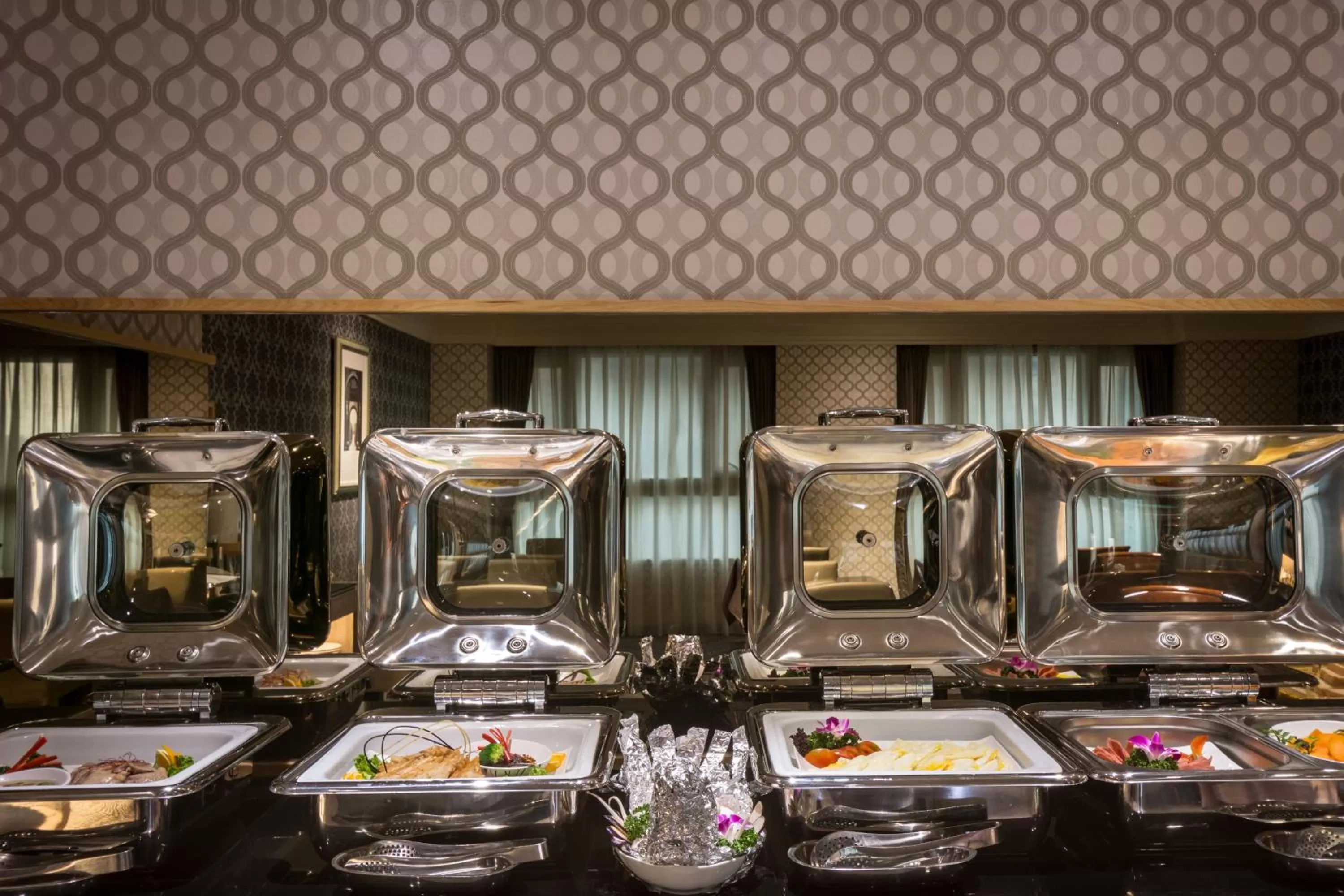 Restaurant/places to eat in Formosa Corridor Hotel