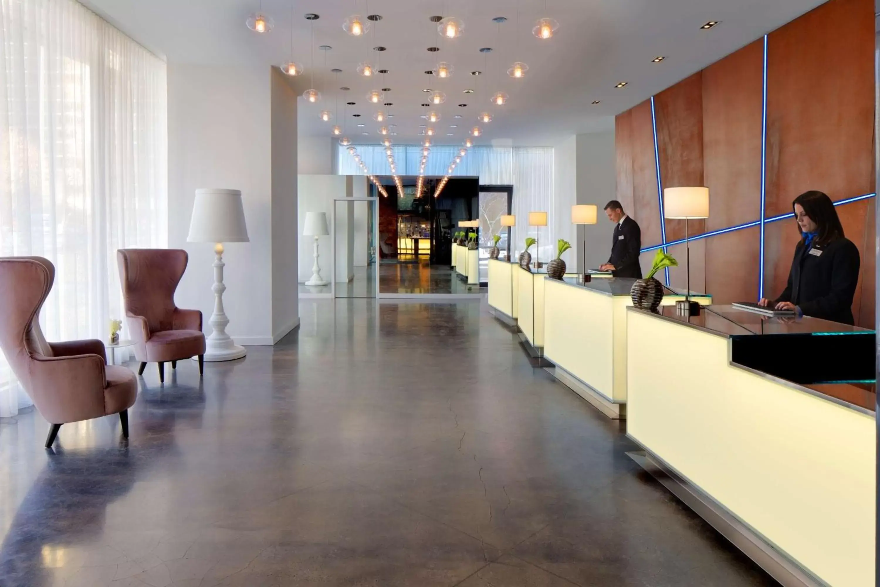 Lobby or reception in Radisson Blu Aqua Hotel Chicago