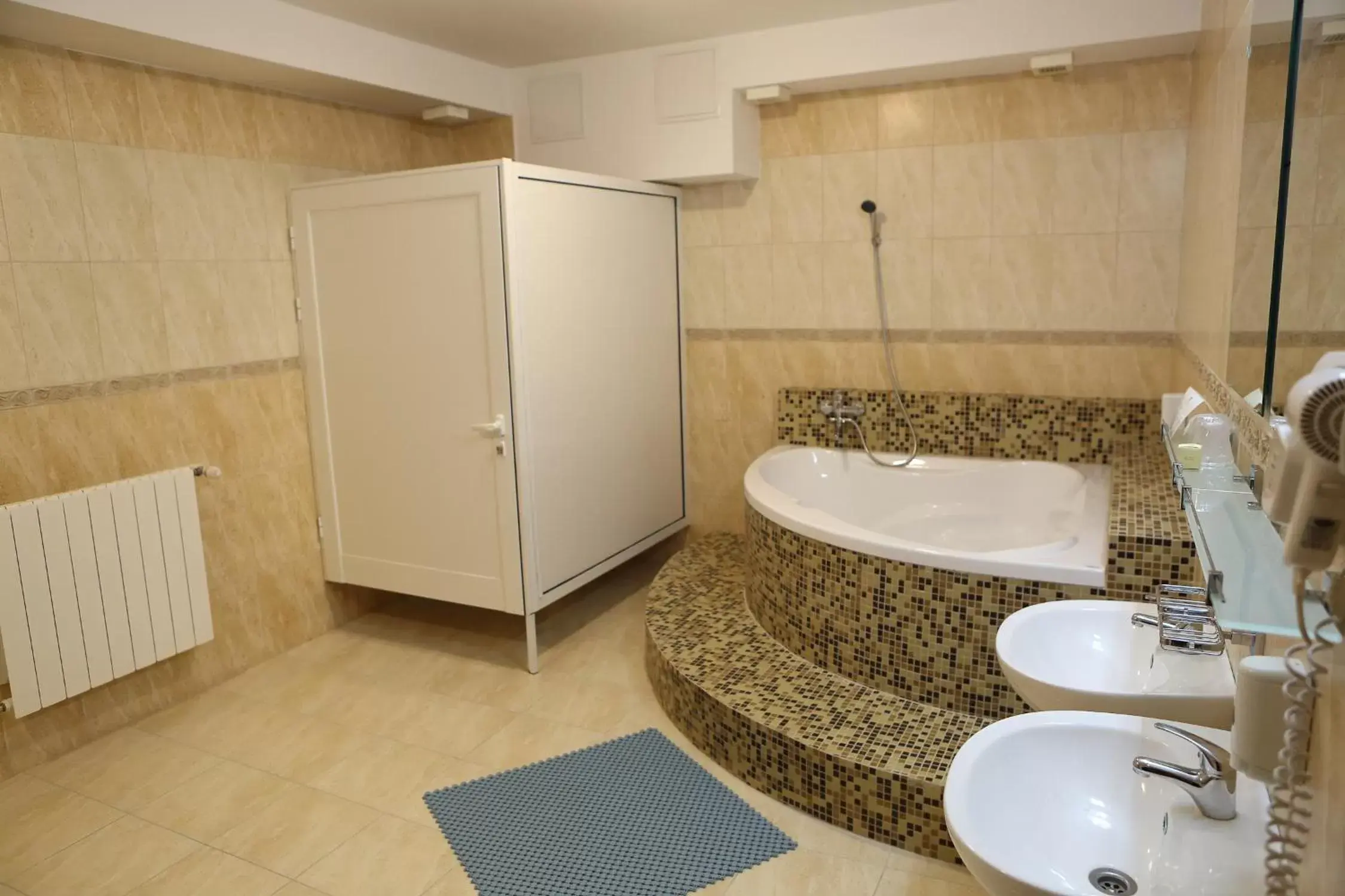 Economic Suite without SPA Access - single occupancy in Septimia Hotels & Spa Resort Economic Suite without SPA Access - single occupancy in Septimia Hotels & Spa Resort