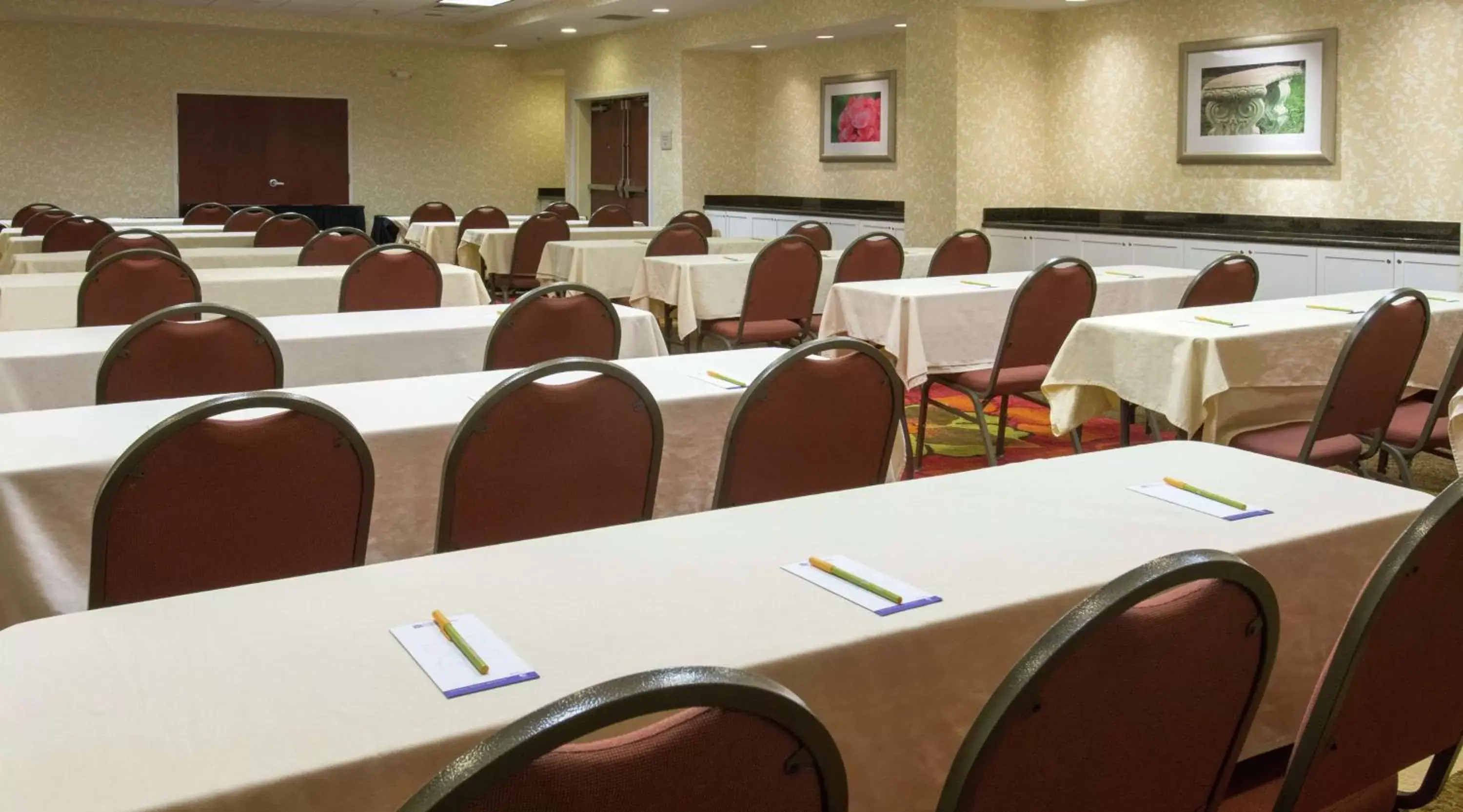 Meeting/conference room in Hilton Garden Inn Macon/Mercer University