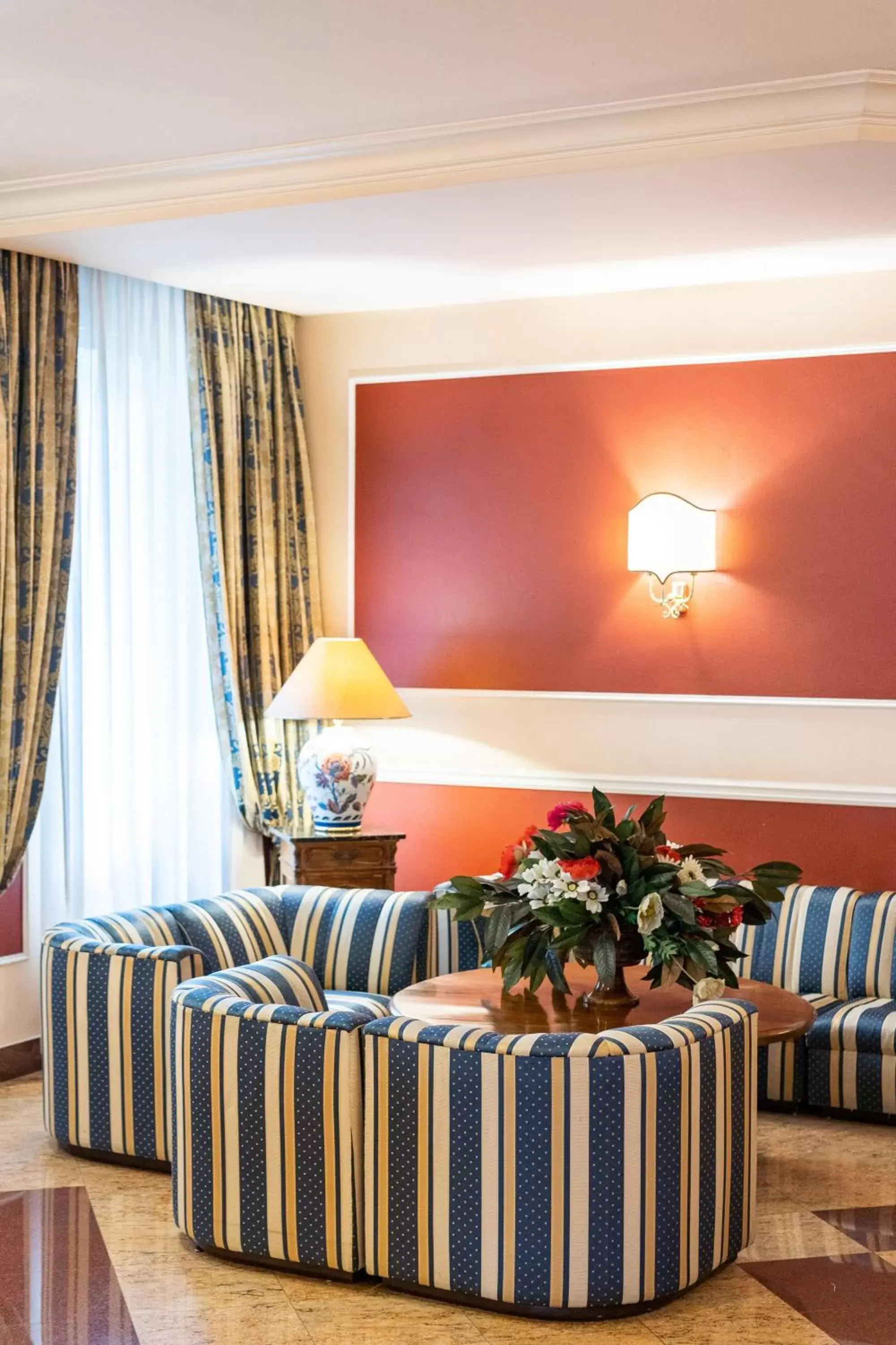 Lobby or reception in Hotel Garda