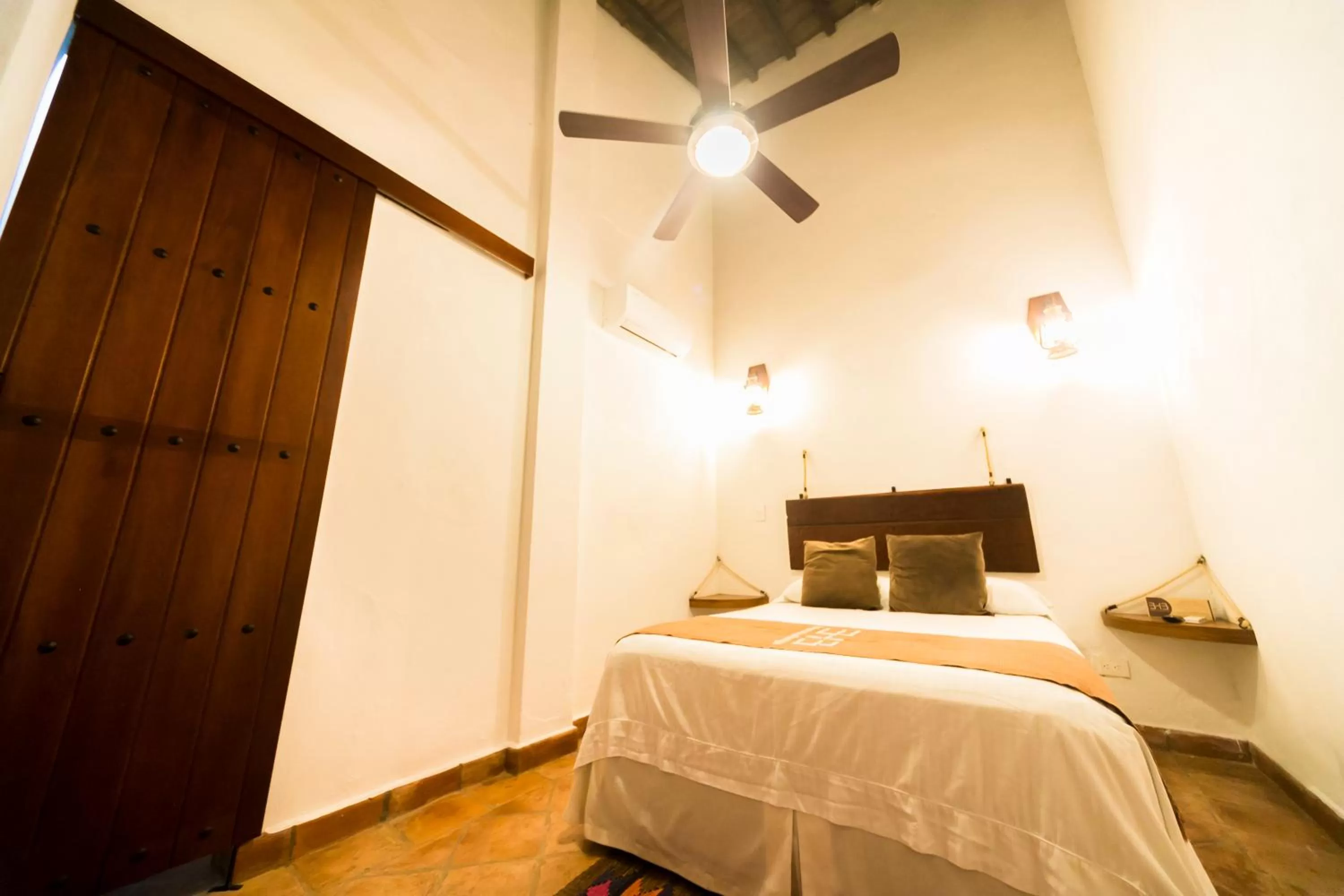 Photo of the whole room, Bed in Bohemia Hotel Boutique