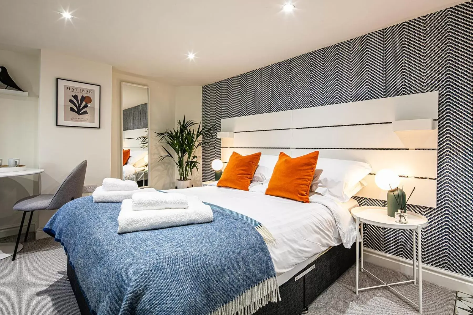 Bedroom, Bed in The Belmont - Harrogate Stays