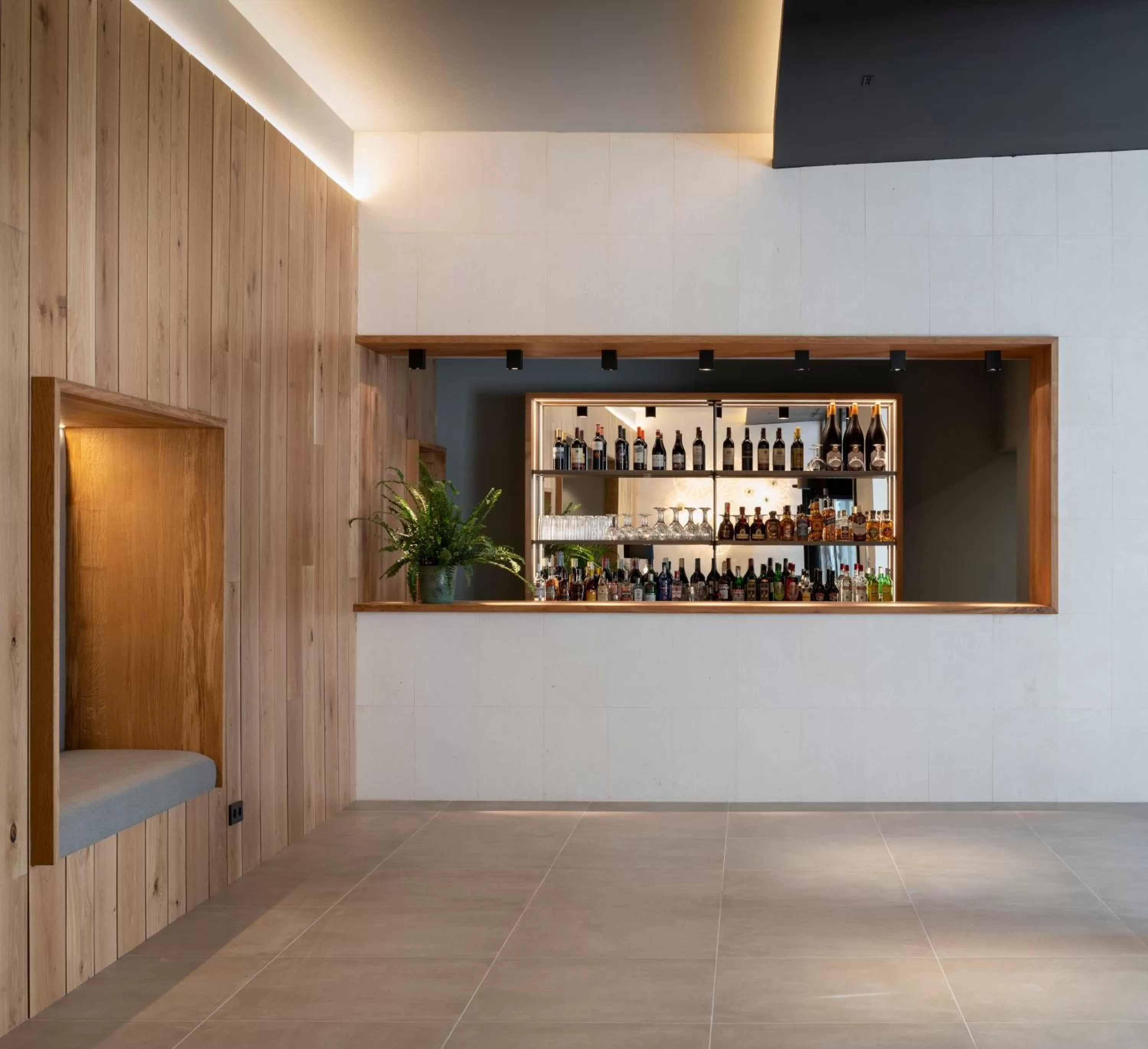 Lounge or bar in Hotel Ciudad de Logroño