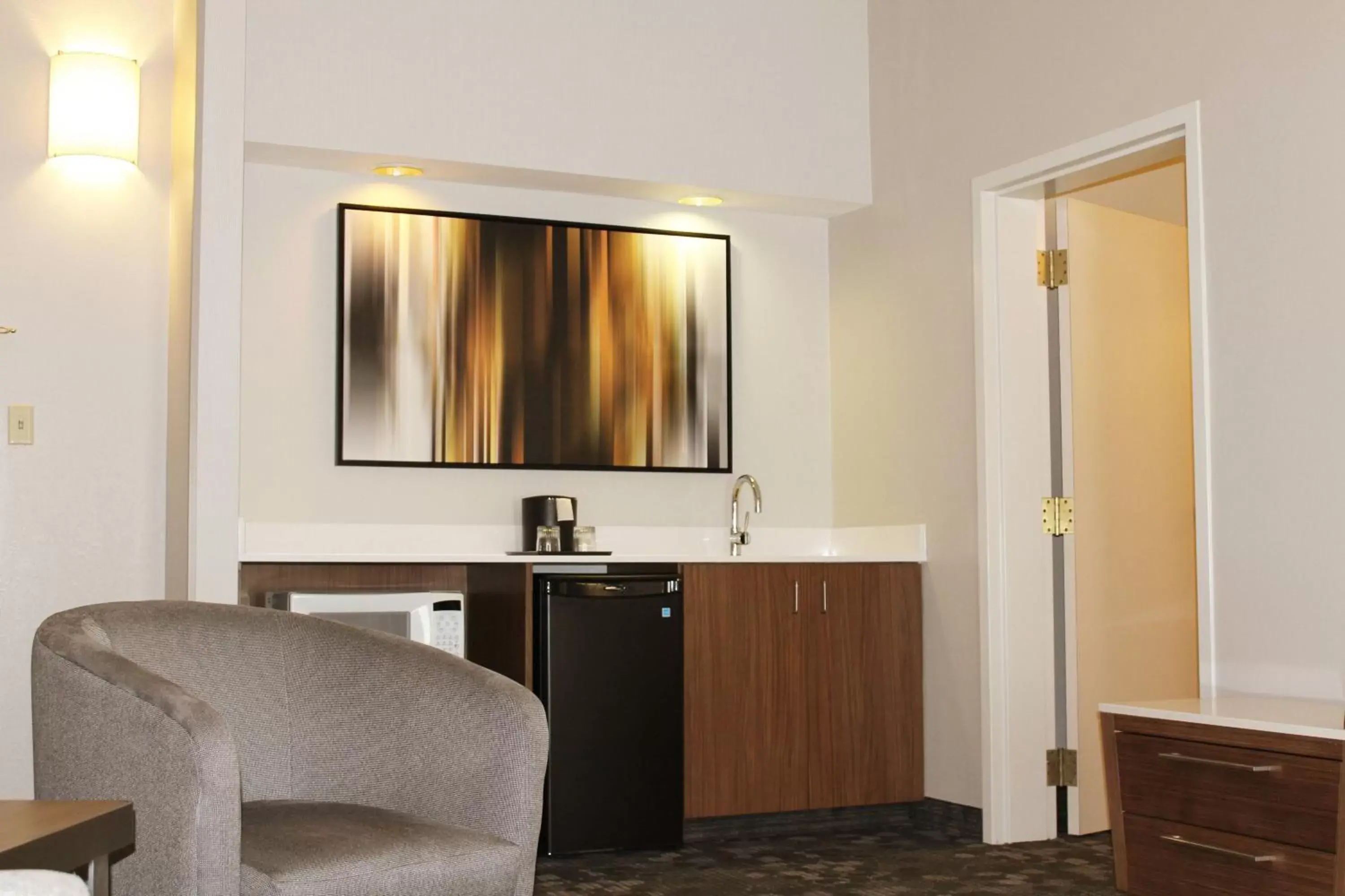 Photo of the whole room, TV/Entertainment Center in Courtyard by Marriott- Austin Round Rock