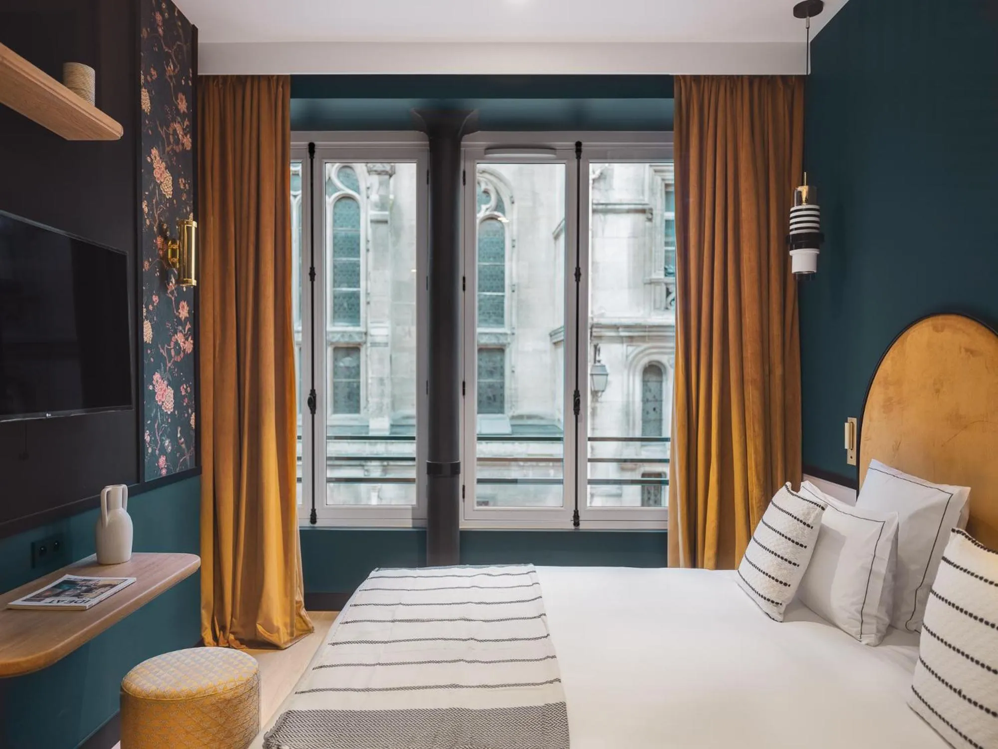 Bed in Dandy Hotel & Kitchen