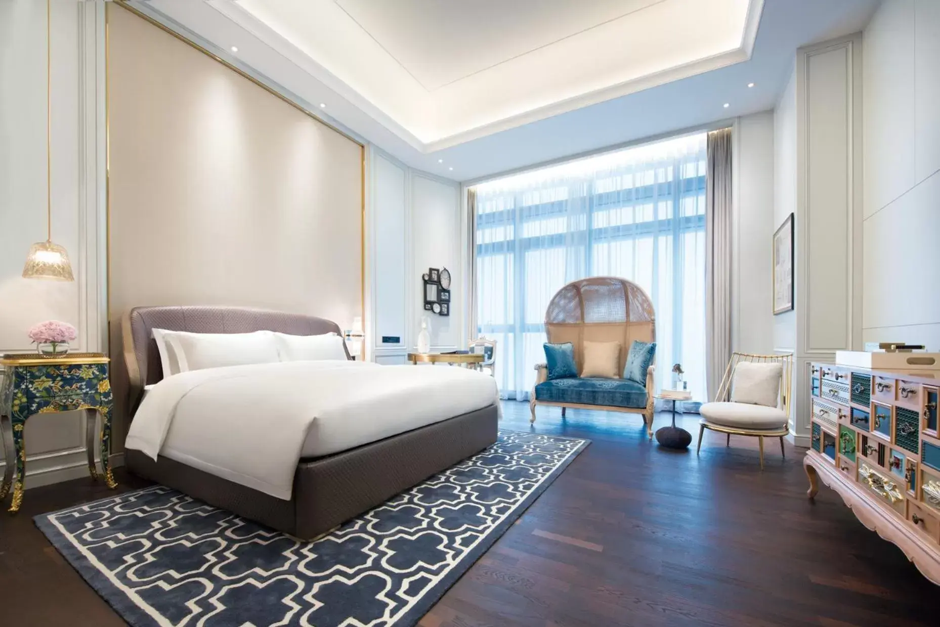 Bedroom in Sofitel Foshan Shunde- Near Louvre International Furniture Exhibition Center