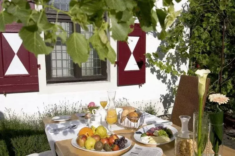 Double Room - single occupancy in Malteser Komturei Hotel / Restaurant Double Room - single occupancy in Malteser Komturei Hotel / Restaurant