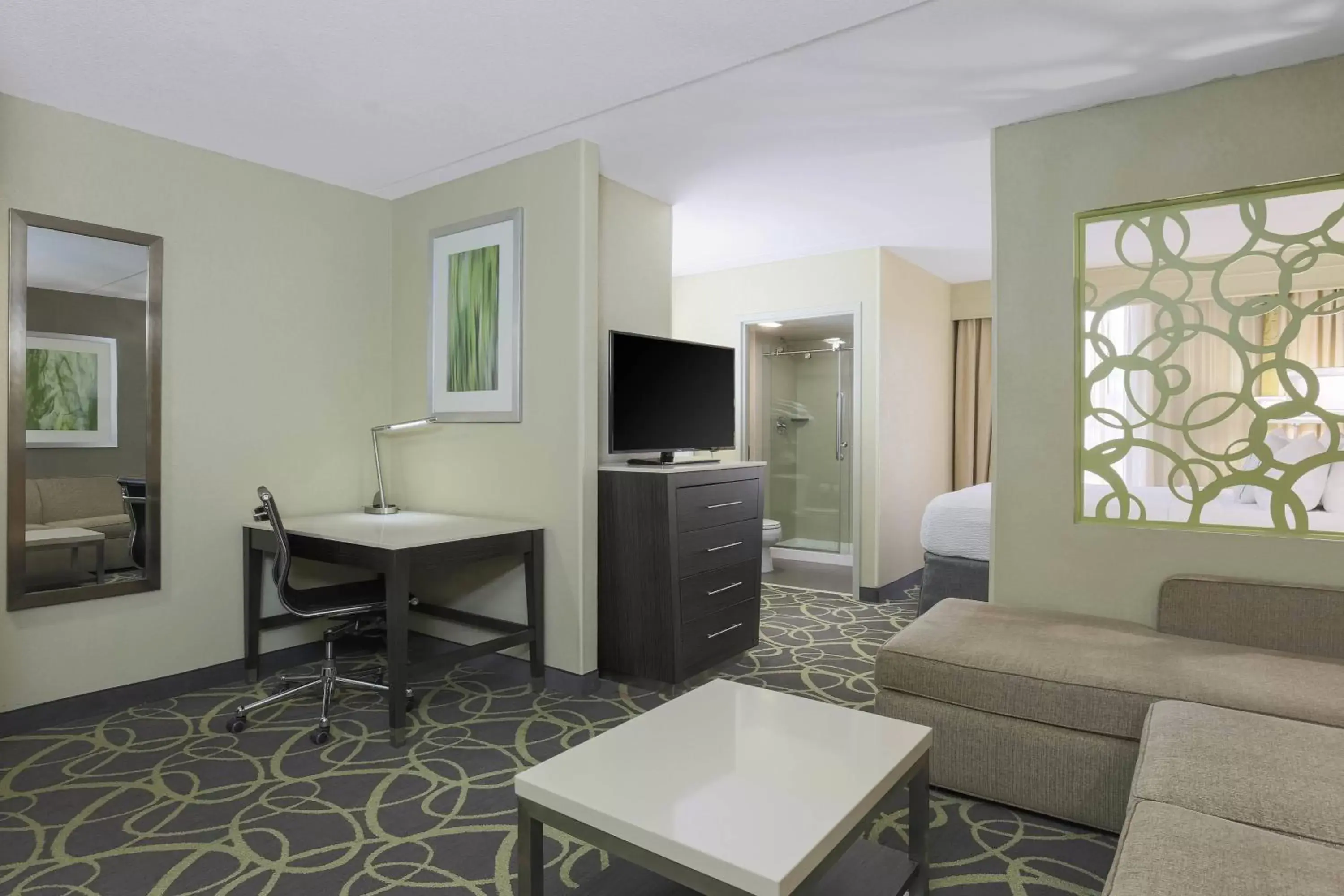 Bedroom, Seating Area in SpringHill Suites by Marriott Oklahoma City Quail Springs