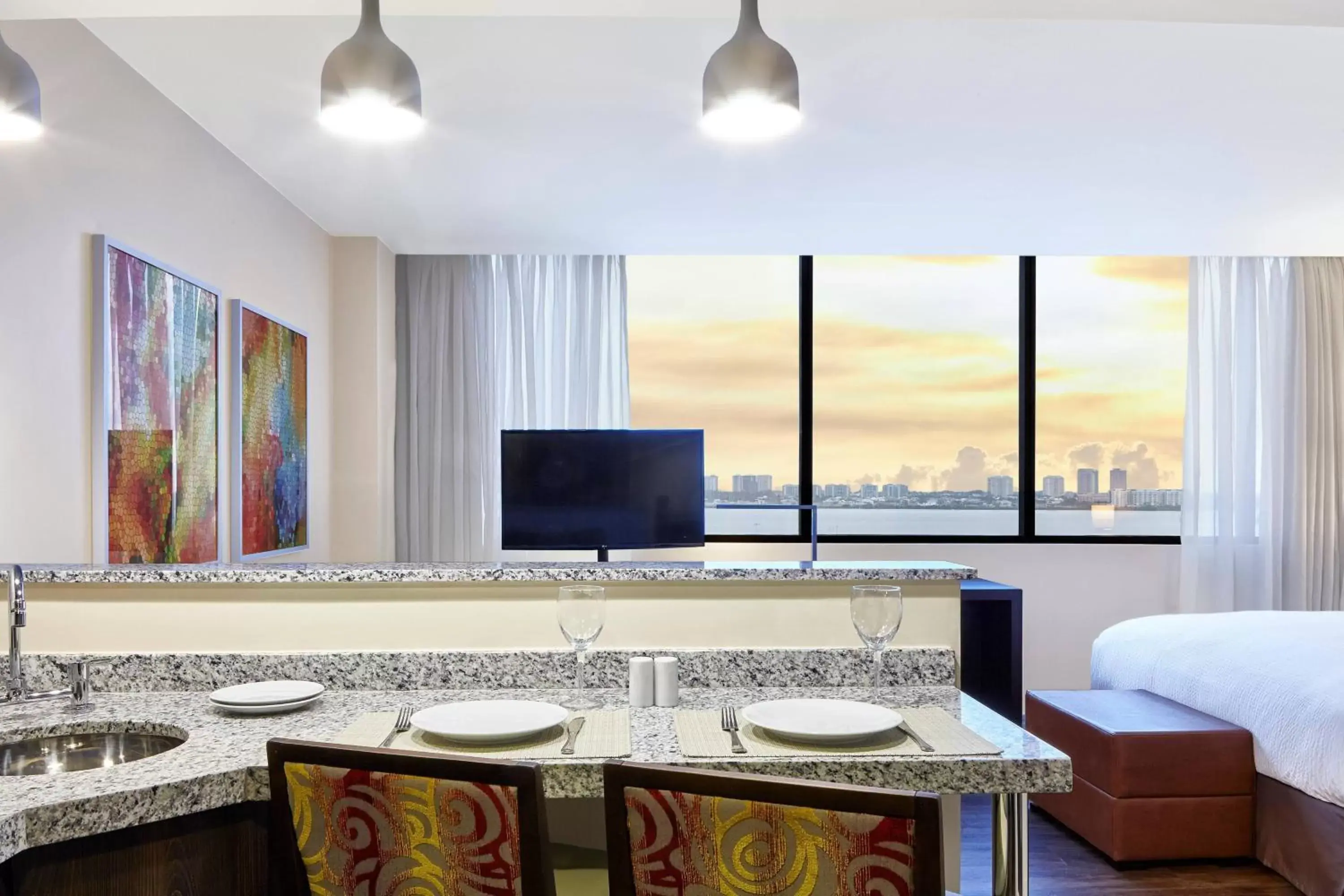 Kitchen or kitchenette in Residence Inn by Marriott Rio de Janeiro Barra da Tijuca