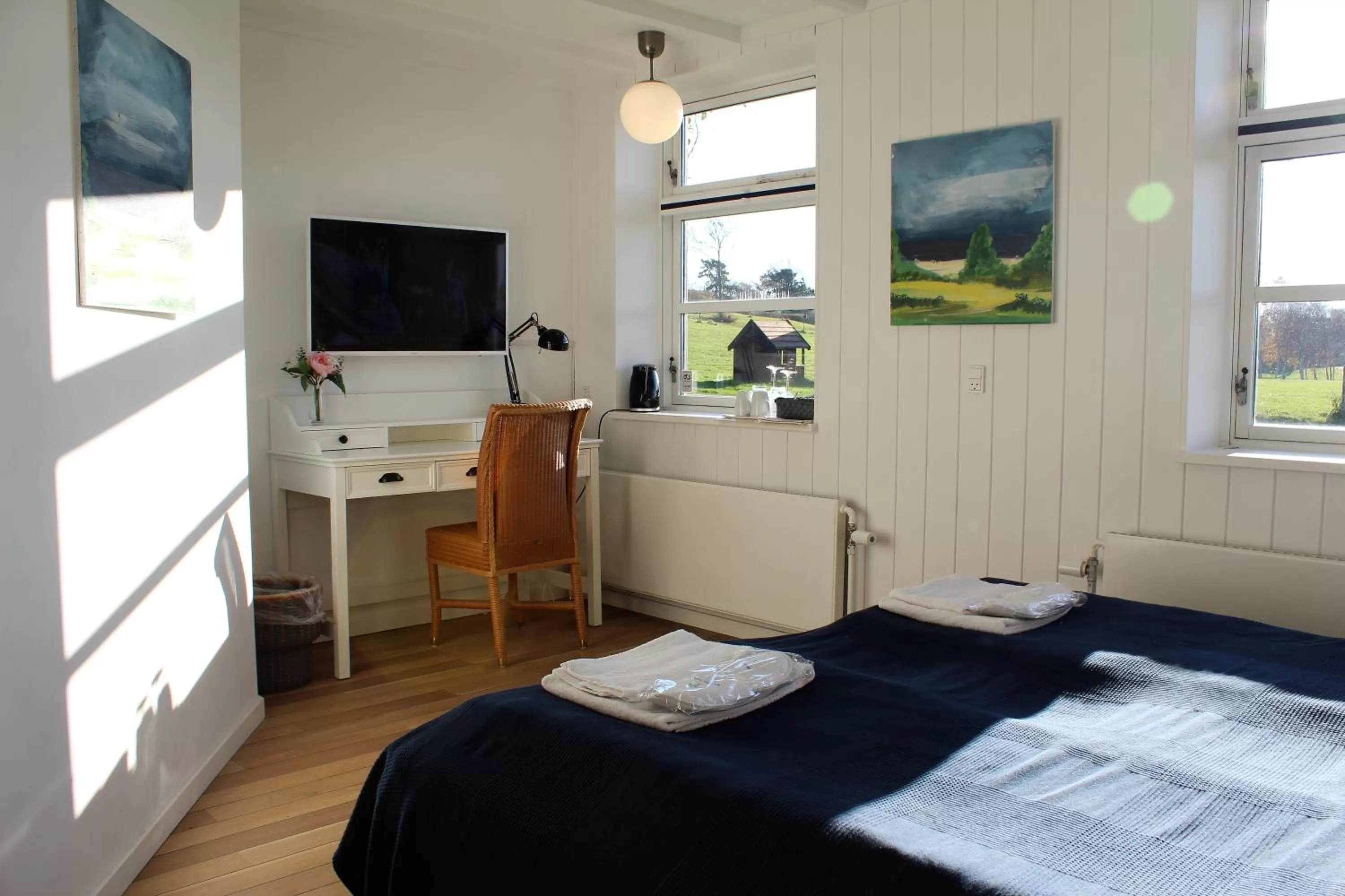 Bedroom, TV/Entertainment Center in Kysthusene Gilleleje