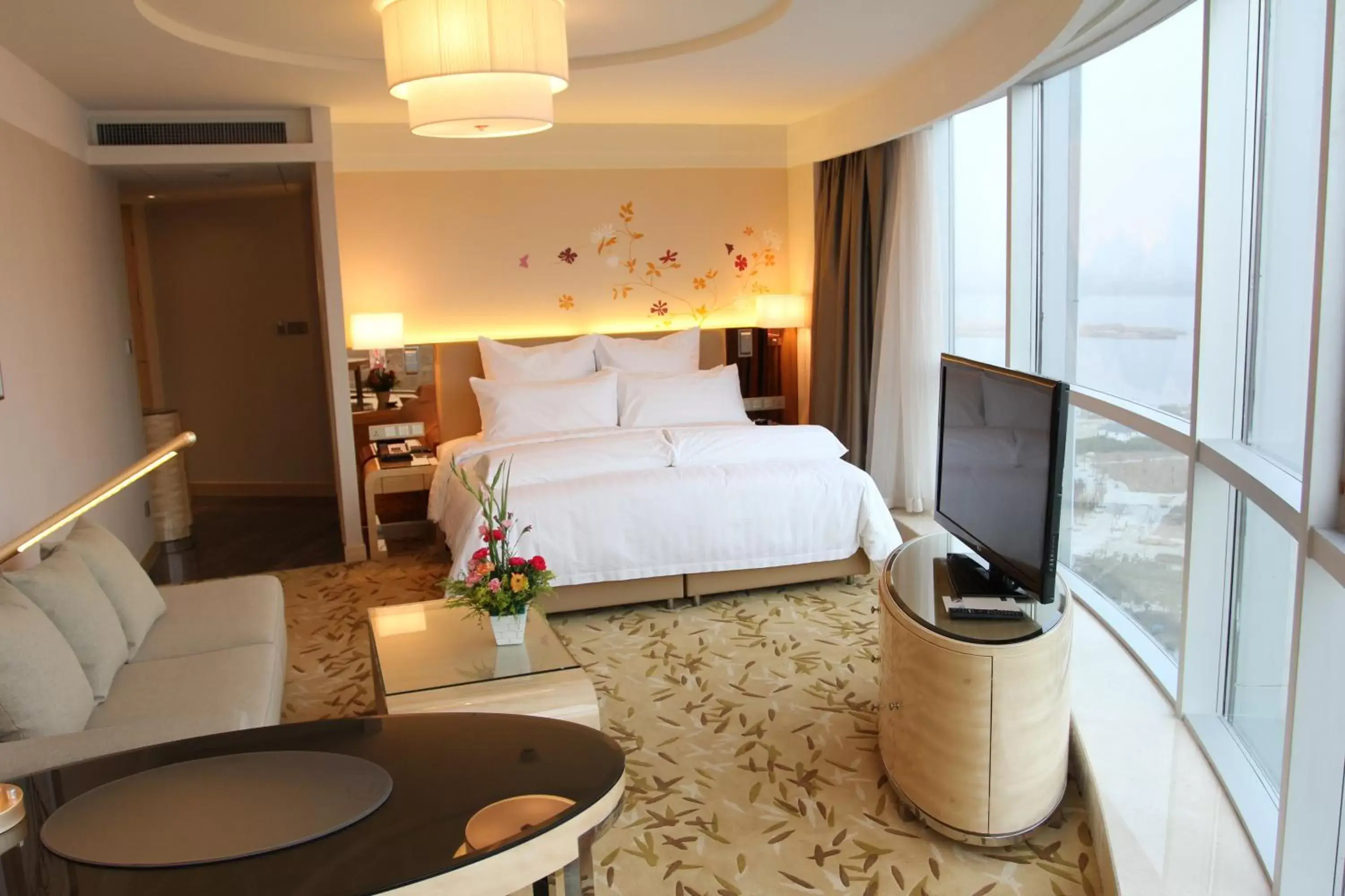 Bedroom, Bed in Pullman Linyi Lushang