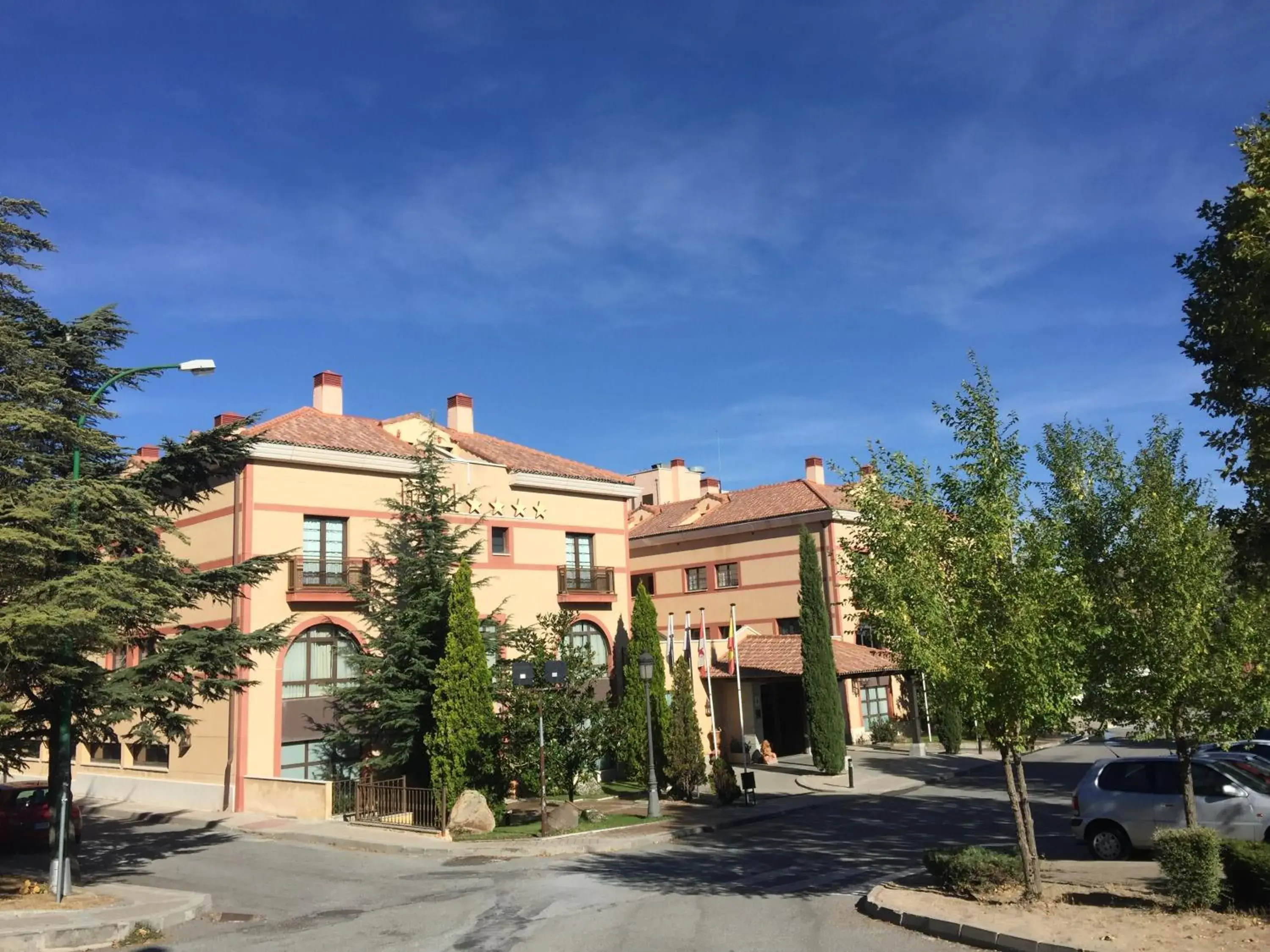 Facade/entrance, Property Building in Segovia Sierra de Guadarrama