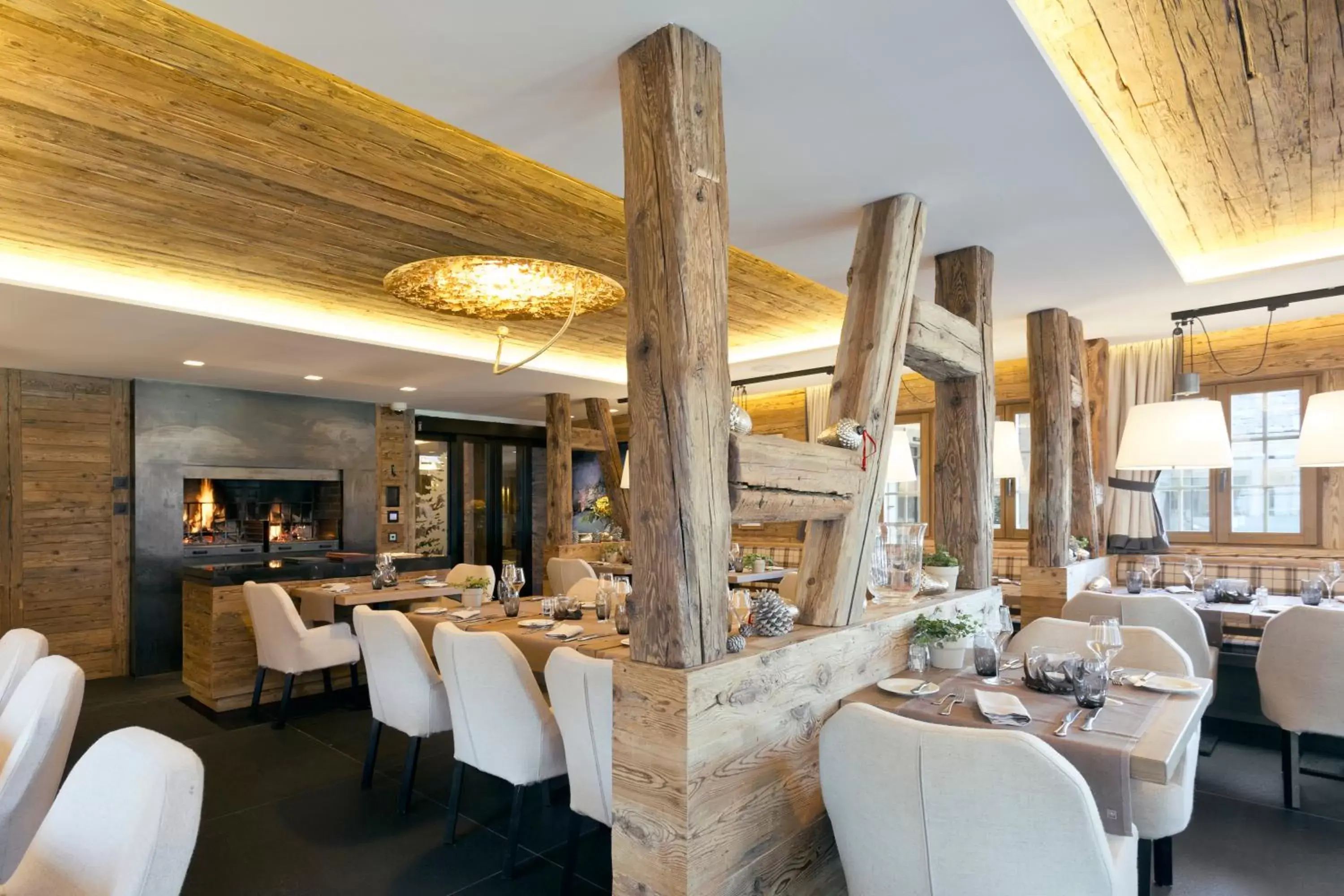 Restaurant/Places to Eat in Hôtel de Rougemont & Spa