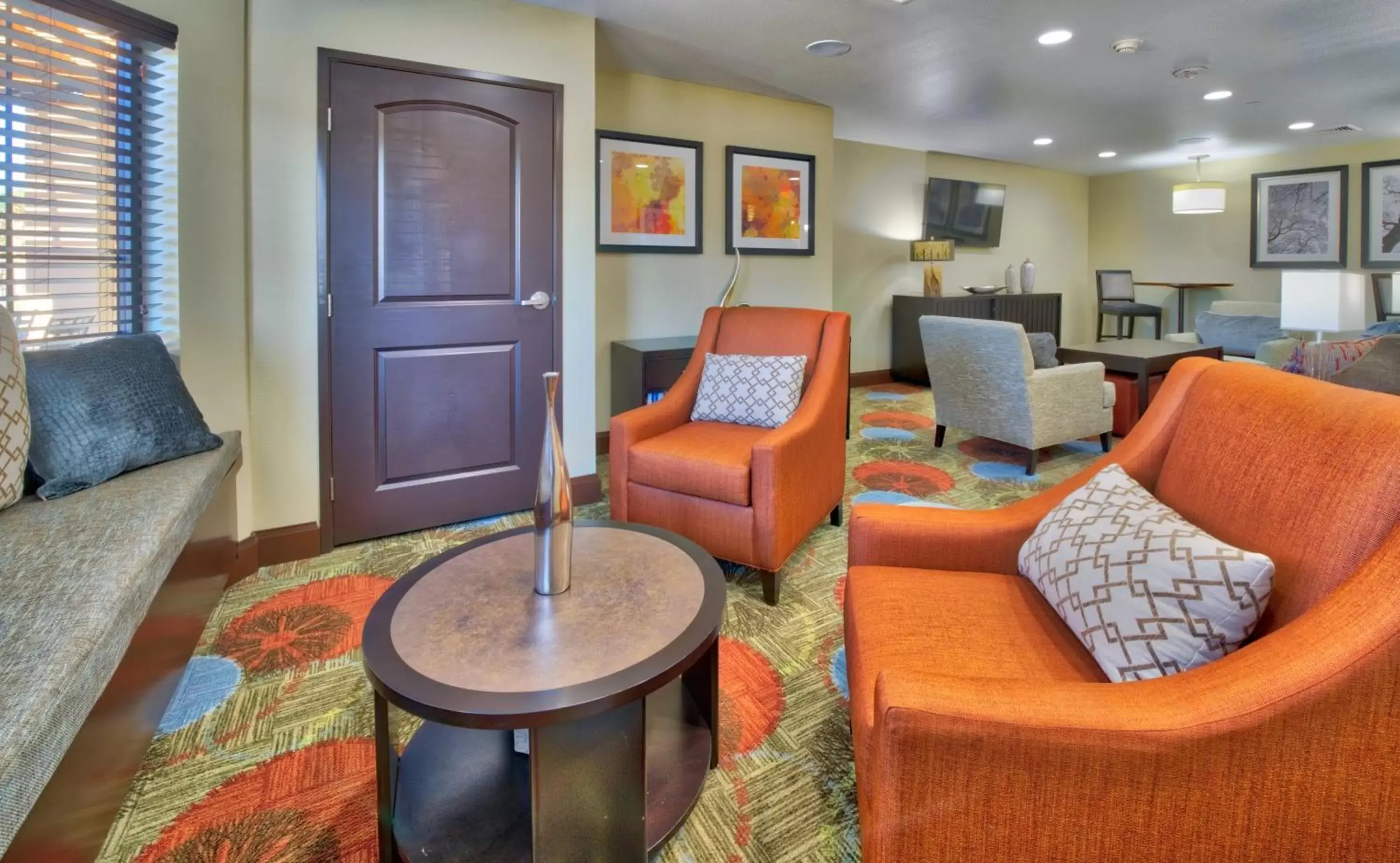 Game Room, Lounge/Bar in Staybridge Suites Lubbock South, an IHG Hotel