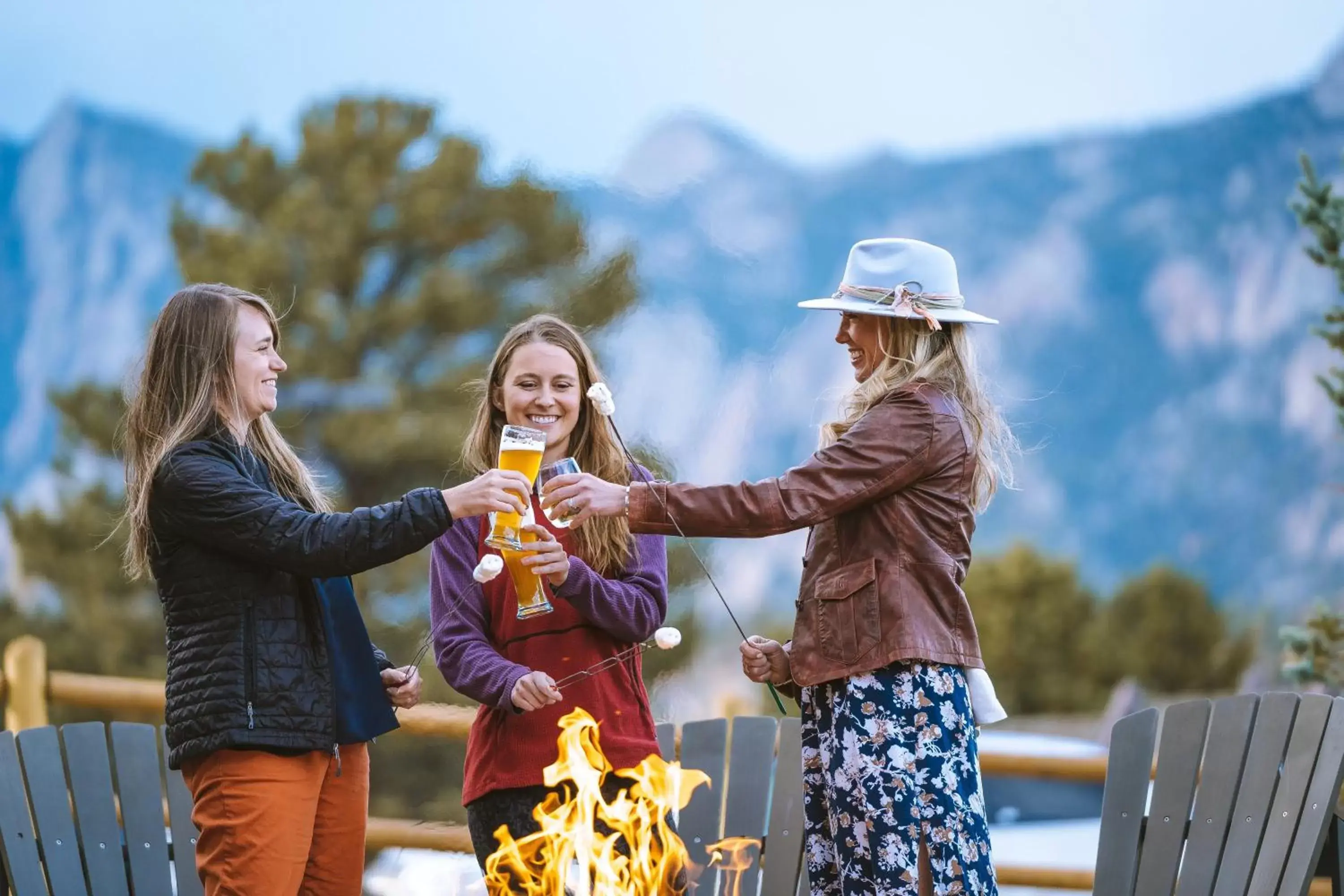 Activities, Family in The Ridgeline Hotel, Estes Park, Ascend Hotel Collection