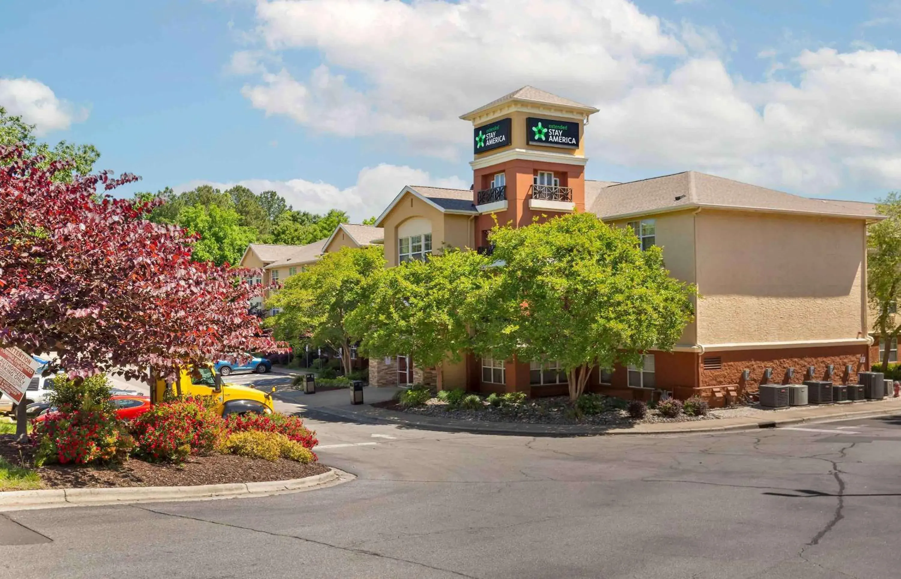 Property Building in Extended Stay America Suites - Raleigh - RTP - 4919 Miami Blvd