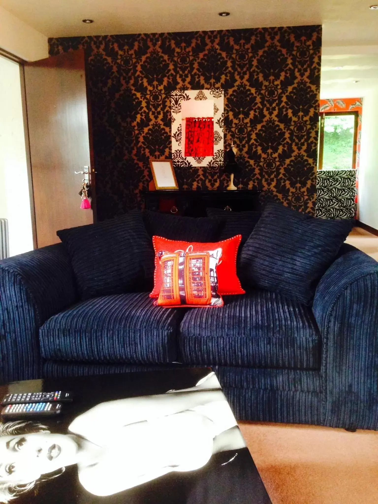 Bathroom, Seating Area in The Malthouse