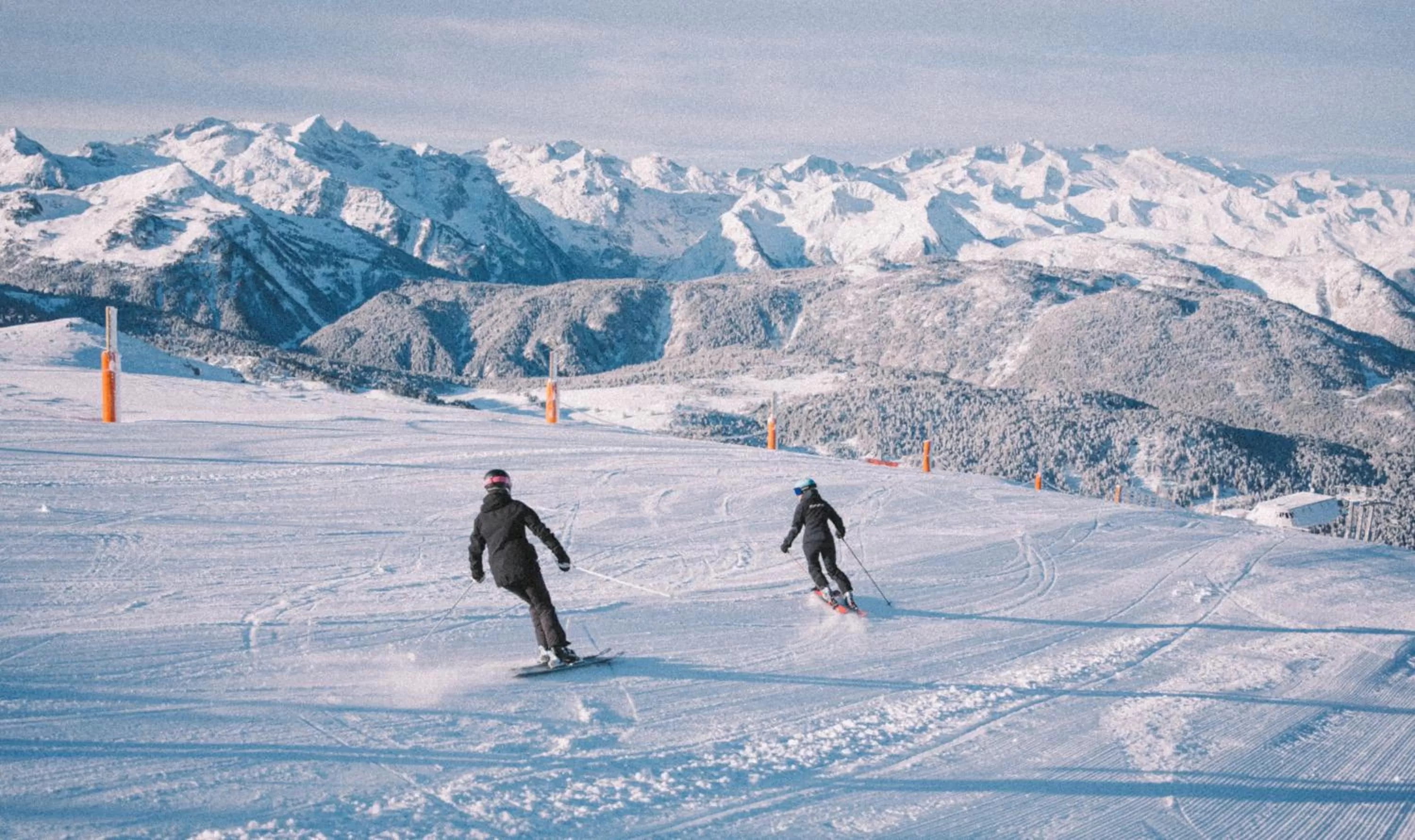 Ski School in Riu Nere Mountain Hotel