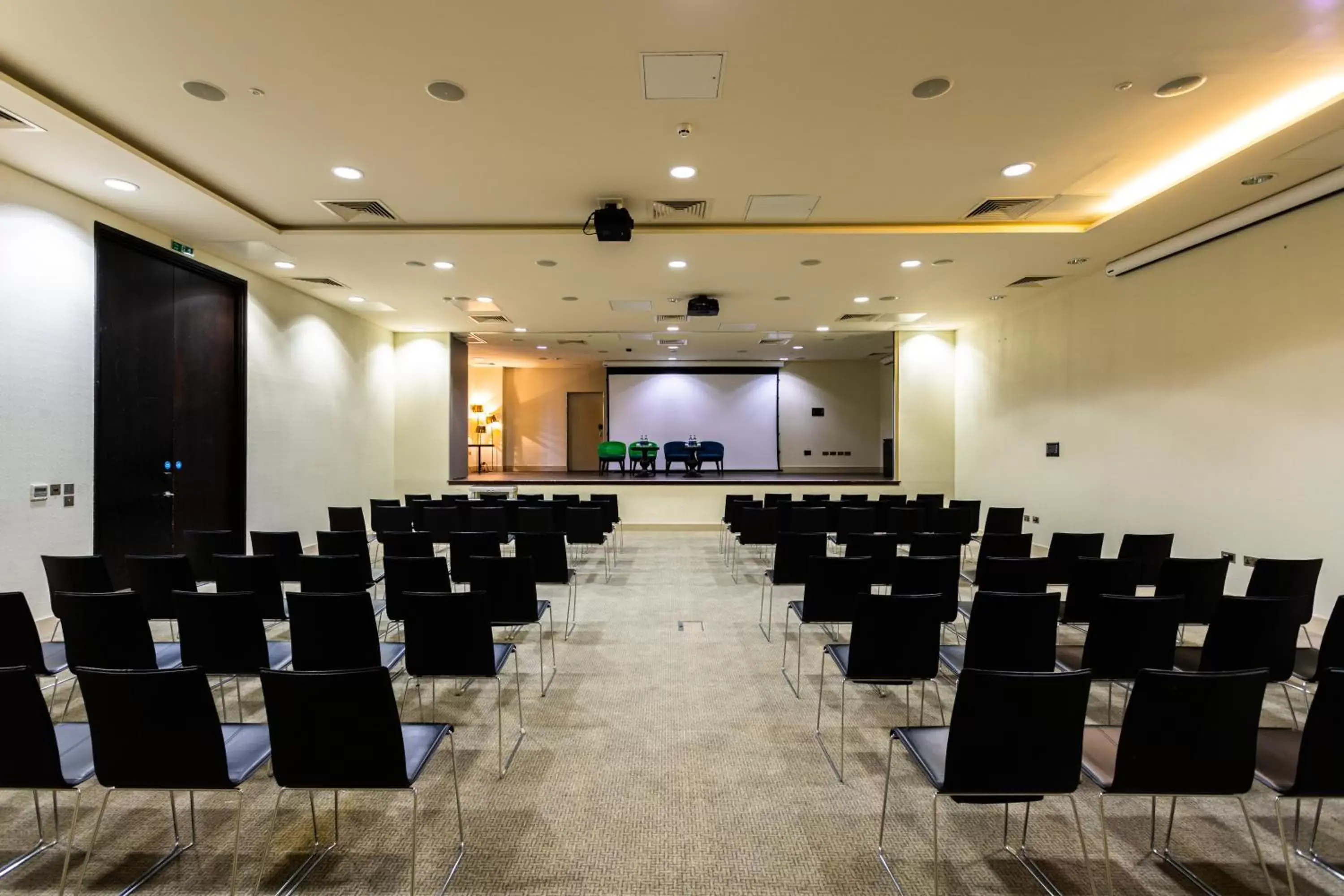 Business facilities in Harbour Hotel Guildford