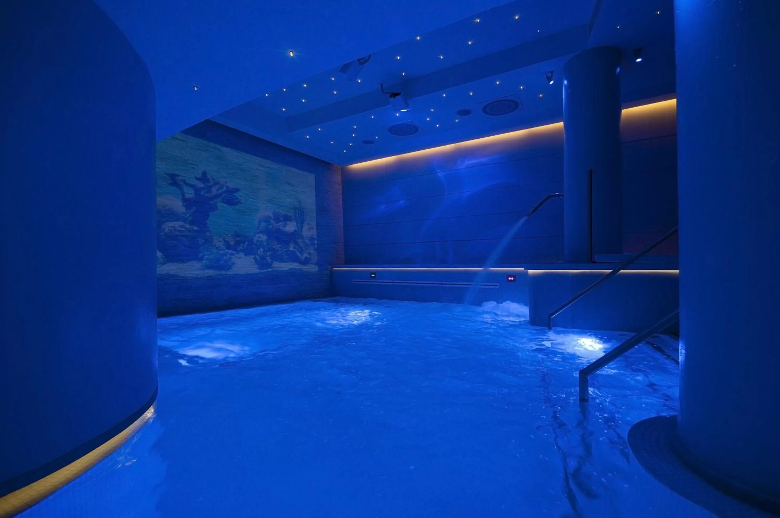 Hot Tub in Trilussa Palace Hotel Congress & Spa