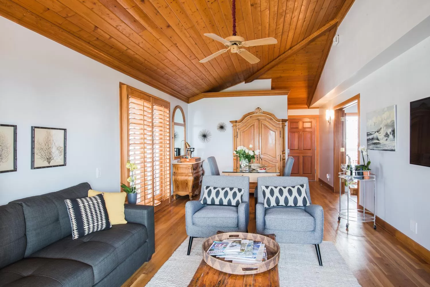 Living room in Inn On SummerHill