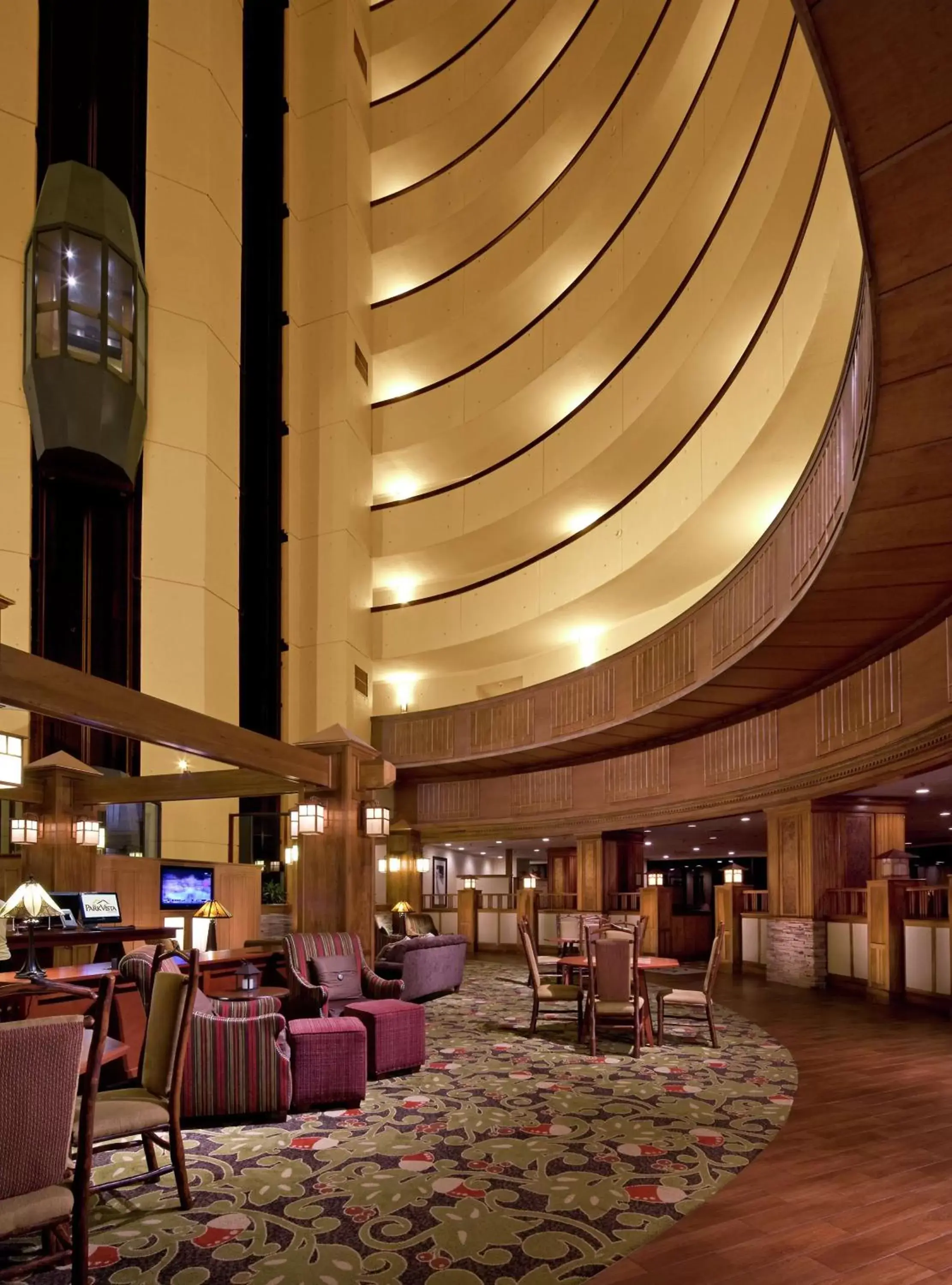 Lobby or reception, Restaurant/Places to Eat in The Park Vista - A DoubleTree by Hilton Hotel - Gatlinburg